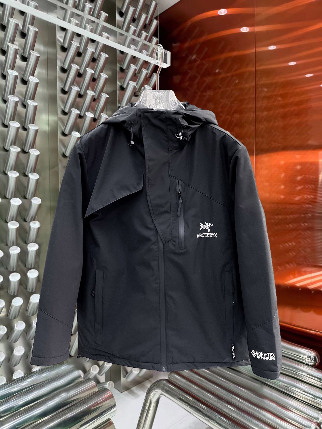 NO:644814,Arc'teryx's 2025ss winter new down jacket with all three standards, the new product on the show is in perfect condition, comfortable and warm, the color is full and attractive, the design is very outstanding, it can easily enhance the fashion sense, the workmanship is extremely sophisticated and rigorous, and the wiring is neat and meticulous!  A masterpiece from a famous designer!  The upper body does not look bloated and is super handsome!  Available size M ~ XXXL,arc'teryx,jackets & coats,down jacket,alexander wang19860909始祖鸟 三标齐全 2025ss冬季新款羽绒棉服外套,秀场新品品相非常完美,舒适保暖,色泽饱满诱人,非常出彩的设计,轻松将时髦感进阶,做工极为考究严谨,走线工整细致！大牌设计师巨作！上身不显臃肿、超级帅气！现货码数M ～ XXXL,arc'teryx,jackets & coats,down jacket,alexander wang,Men's clothing