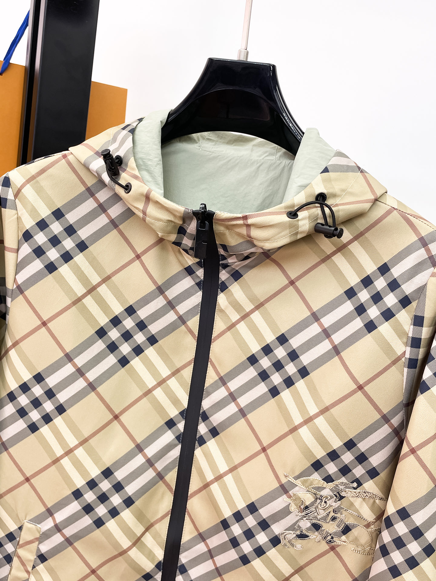 Burberry 巴宝莉 2026春装新款 1:1订制五金配件全进口