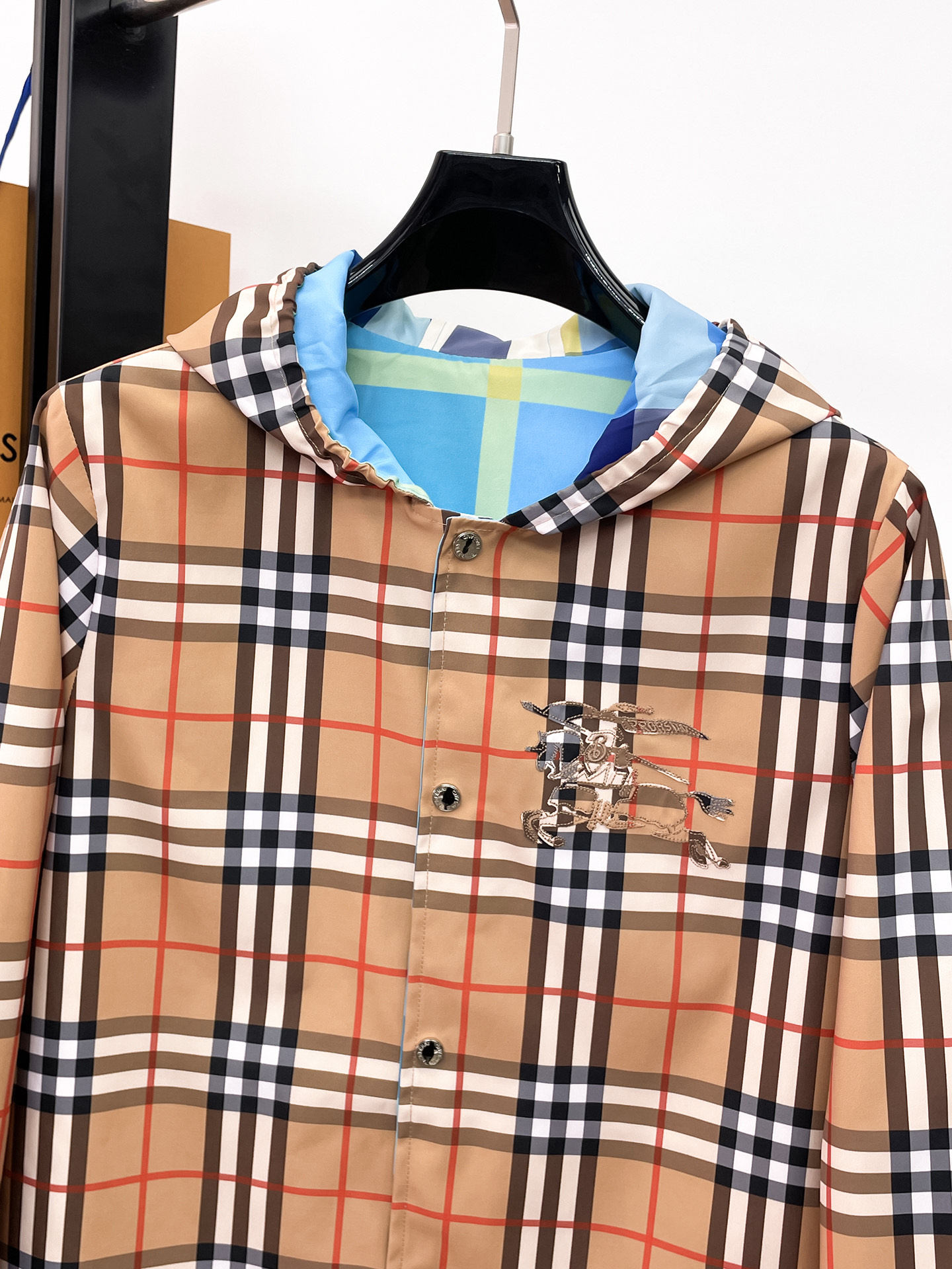 Burberry 巴宝莉 提前发售 2026ss开春新款男士双面穿夹克外套 三标齐全高端版本