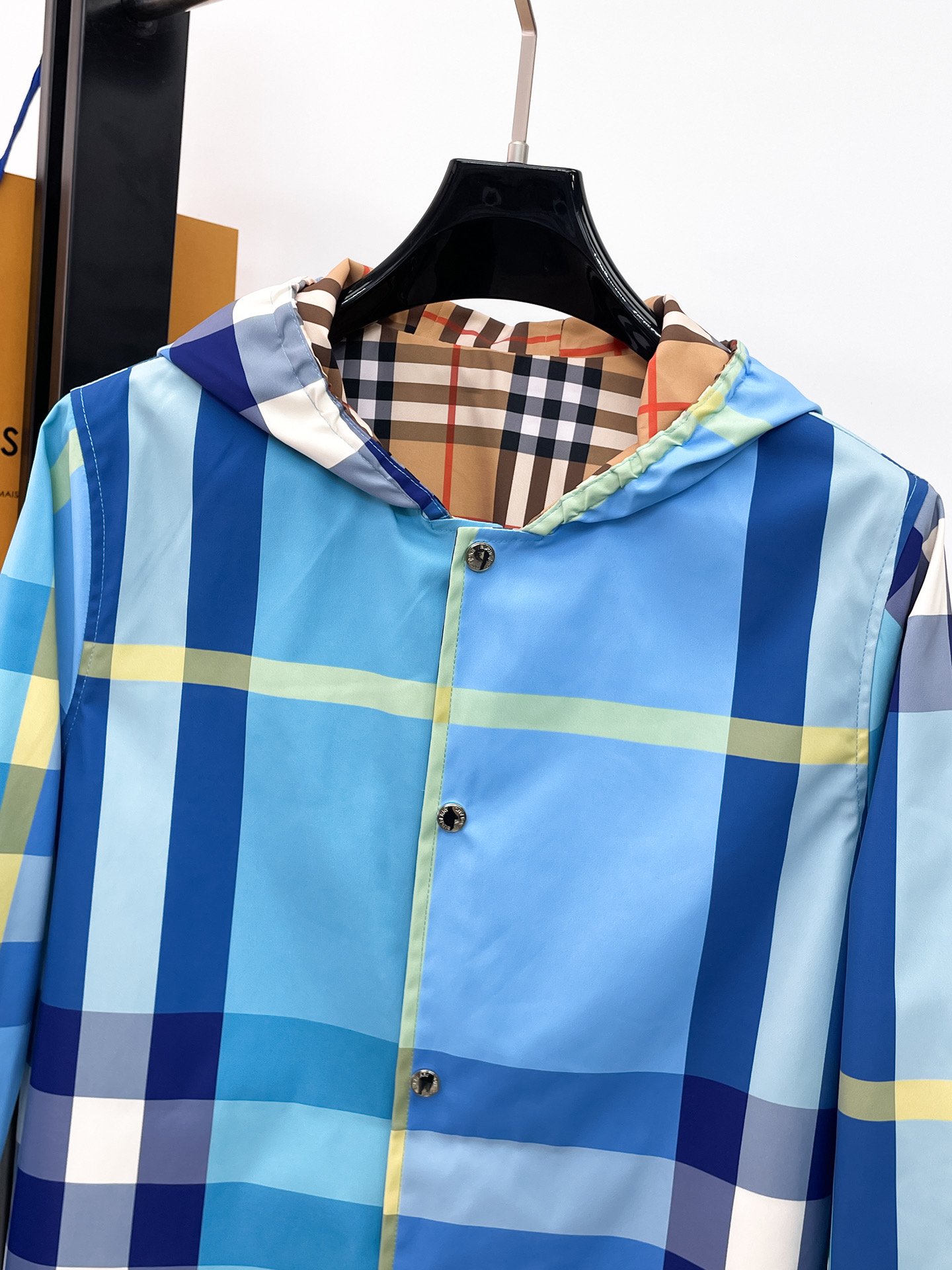 Burberry 巴宝莉 提前发售 2026ss开春新款男士双面穿夹克外套 三标齐全高端版本