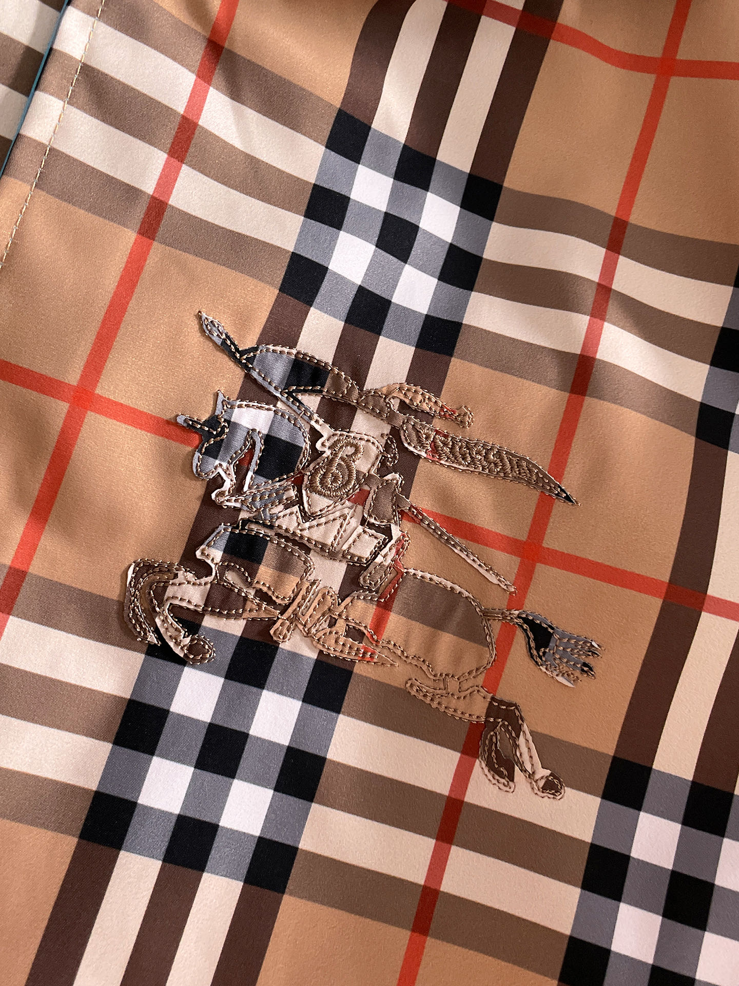 Burberry 巴宝莉 提前发售 2026ss开春新款男士双面传夹克外套 三标齐全高端版本 带隐藏帽