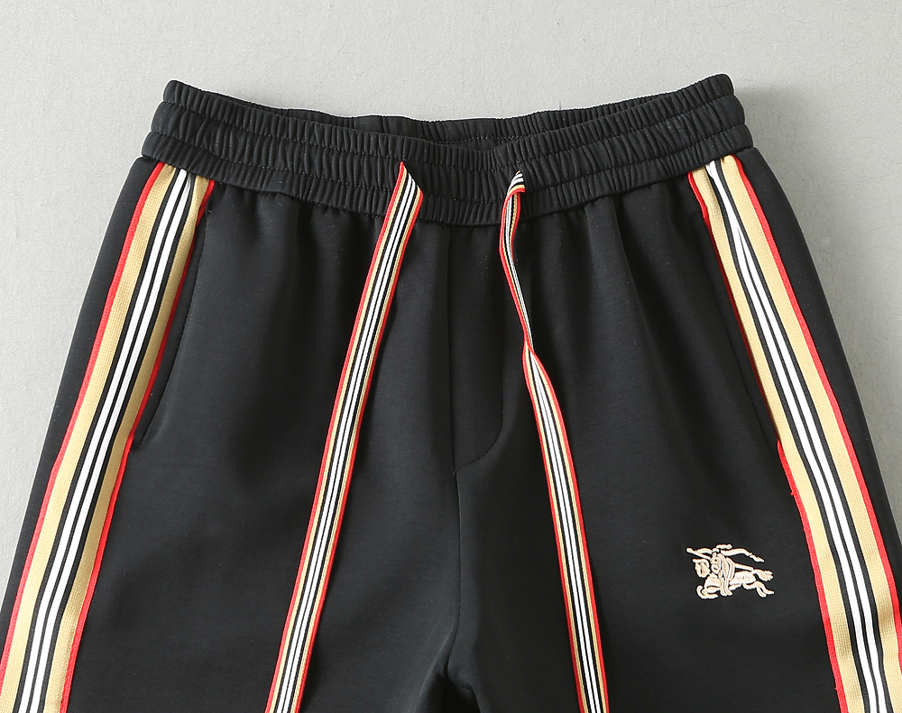 Burberry 巴宝莉 2026ss夏季新款 休闲短裤