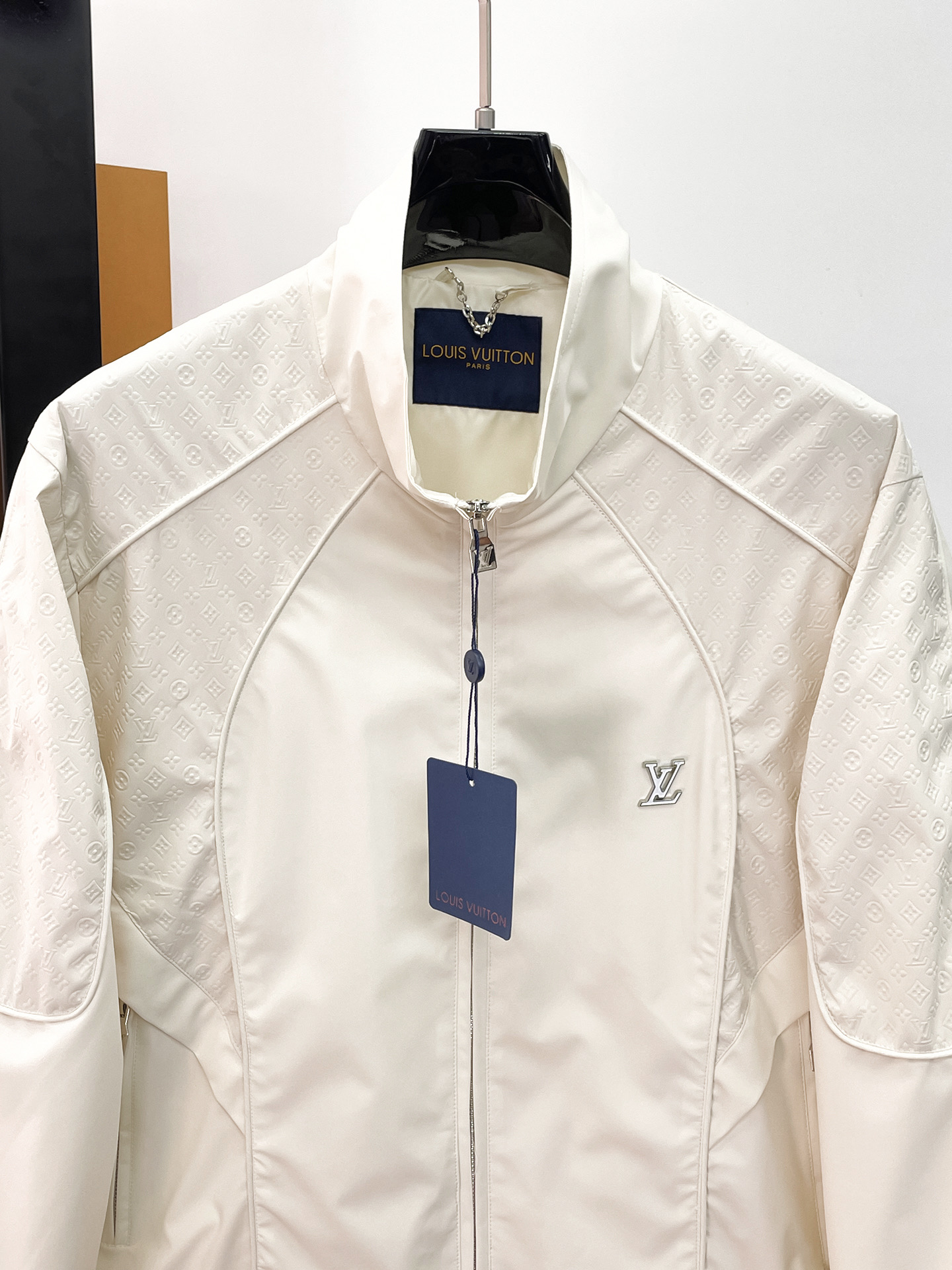 Louis Vuitton 新品 LV 最新设计款 2026ss 家新款夹克外套 秀场新品‼品相非常完美 舒适保暖