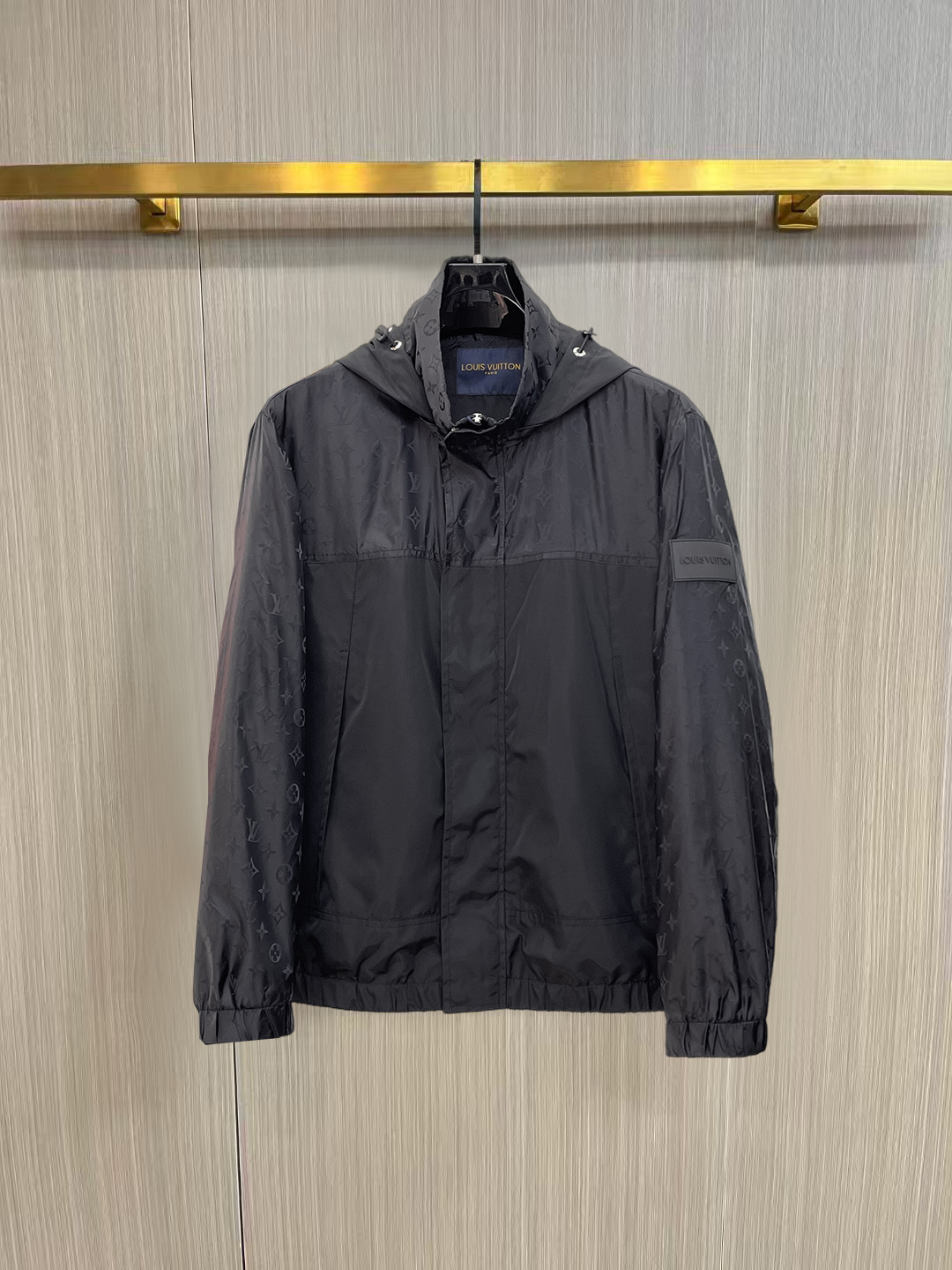 Louis Vuitton 新品 LV 最新设计款 2026ss 家新款夹克外套 秀场新品‼品相非常完美 舒适保暖