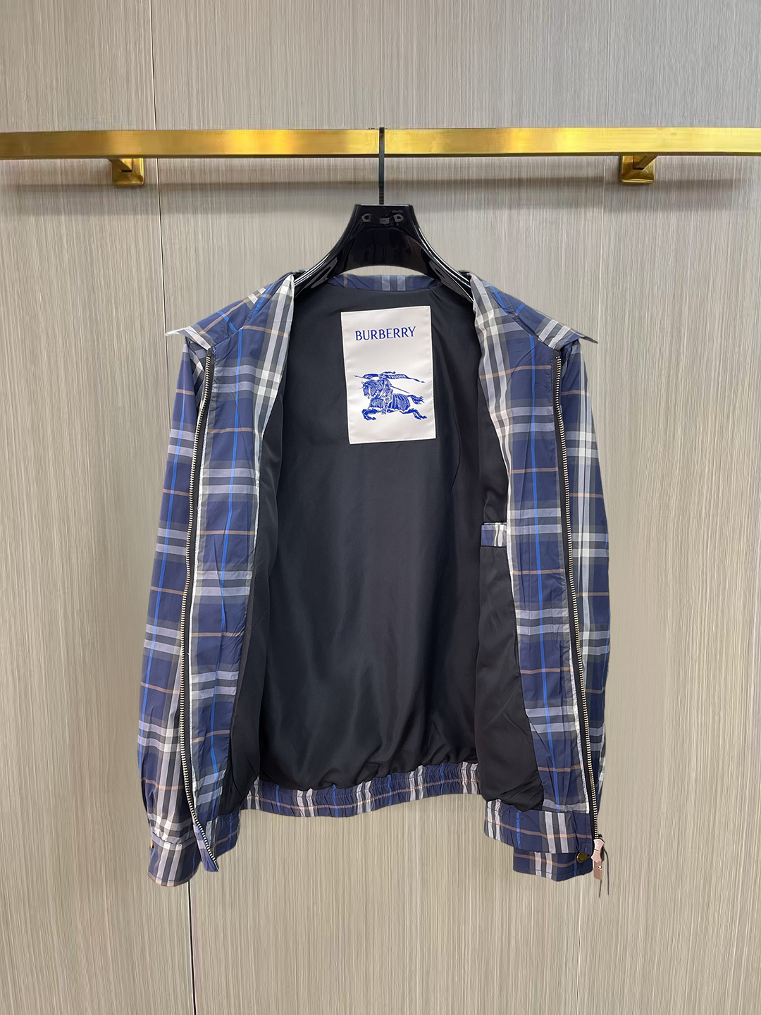 Burberry 新品 巴宝莉 最新设计款 2026ss 家新款夹克外套 秀场新品‼品相非常完美 舒适保暖