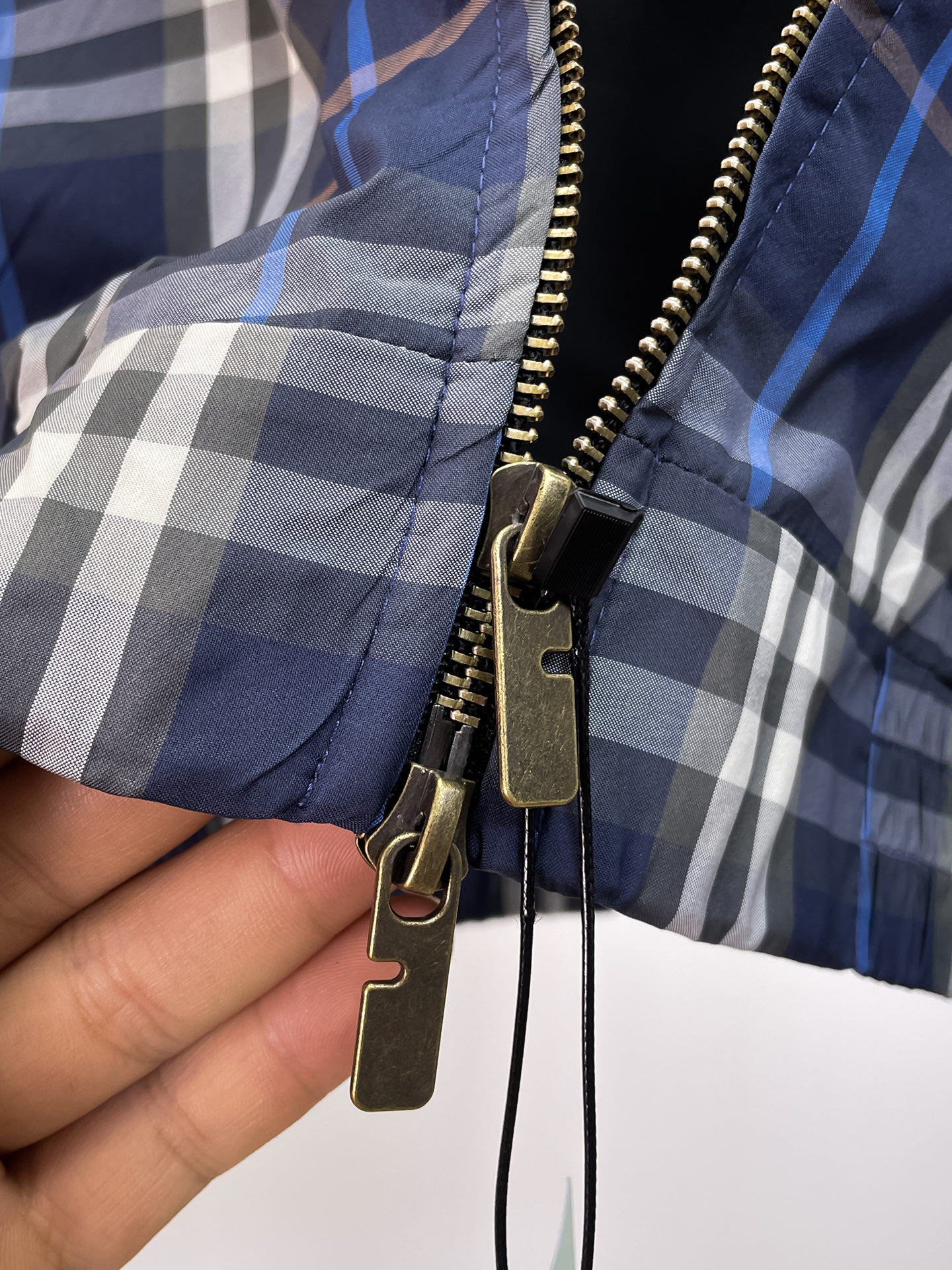 Burberry 新品 巴宝莉 最新设计款 2026ss 家新款夹克外套 秀场新品‼品相非常完美 舒适保暖