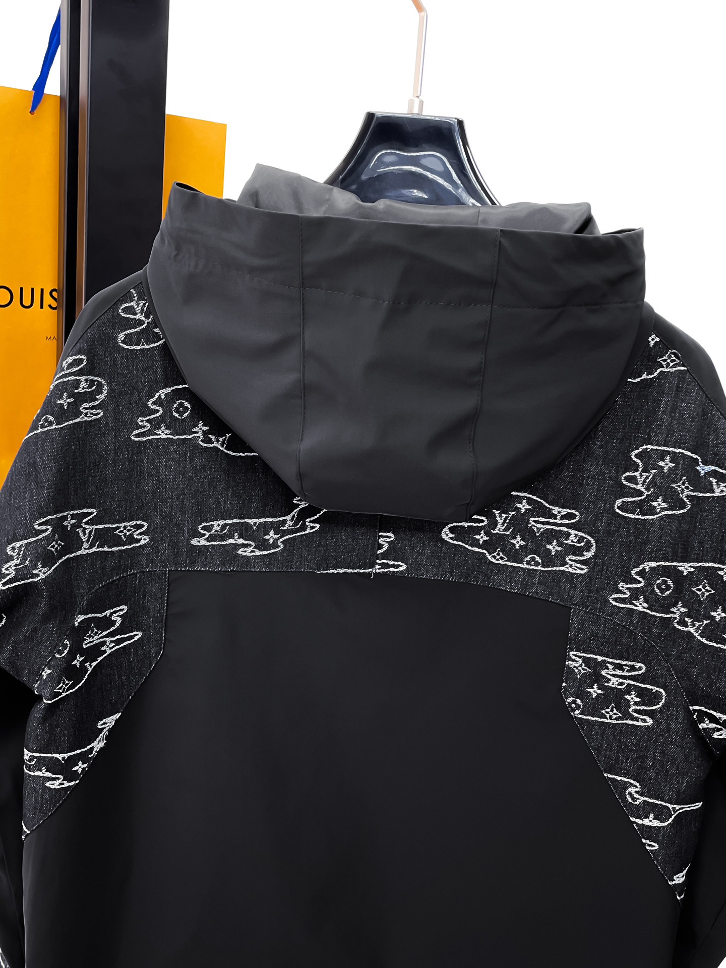 Louis Vuitton 新品 LV 最新设计款 2026ss 家新款夹克牛子外套 秀场新品‼品相非常完美