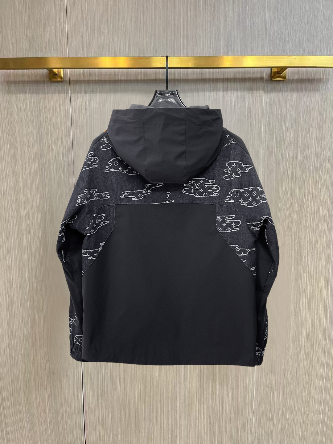 Louis Vuitton 新品 LV 最新设计款 2026ss 家新款夹克牛子外套 秀场新品‼品相非常完美