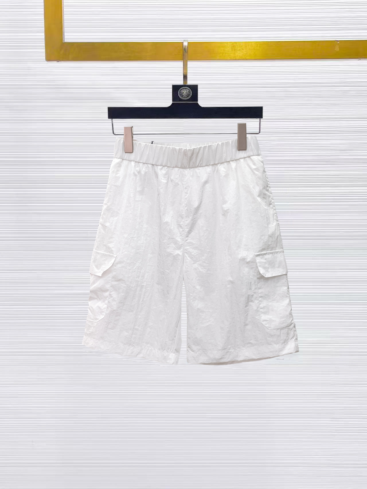 NO:874854,Prada's three-standard complete 2026 new summer men's casual shorts, advanced custom-made breathable fabrics, extremely breathable, elastic and comfortable, impeccable details, top-grade accessories, original logo design concept, delicate and soft feel!  The upper body fit is awesome!  Sizes M-XXXL, please state your height and weight when ordering, prada, shorts,19860909普拉达 三标齐全 2026夏季新款男士休闲短裤,高级定制面料透气面料 透气弹力舒适度极高,细节无可挑剔,顶级辅料配备,原版logo设计理念,手感细腻柔软！上身版型超赞！尺码M-XXXL下单报身高体重,,prada,shorts,,Men's clothing