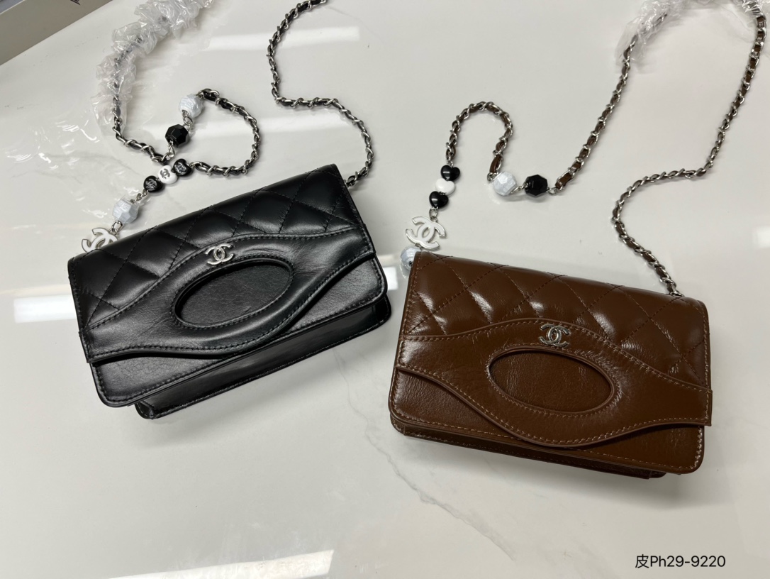 Chanel Crossbody & Shoulder Bags Chains