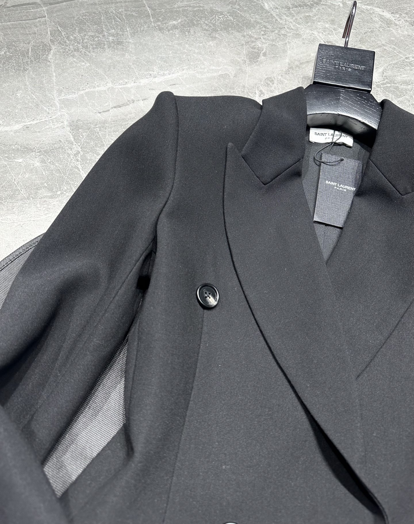 “SAINT LAURE****2025 New Series: Kenpea Double-Deductible Female Suit Overview” - 图片 4
