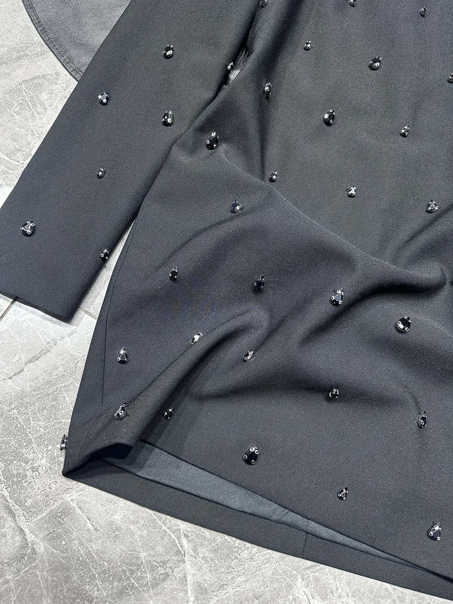 “Balma**** 25 New Series: Hand-Made Drill Beads Dress with Unique Details” - 图片 7