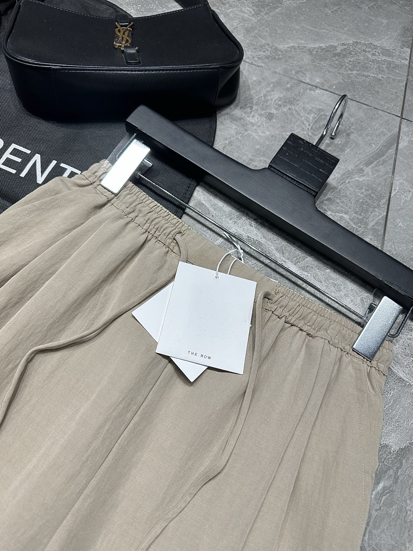 “Stylish Women’s Suit Collection: Simple, Wide-Legged, and Elegant Designs for Summer” - 图片 8