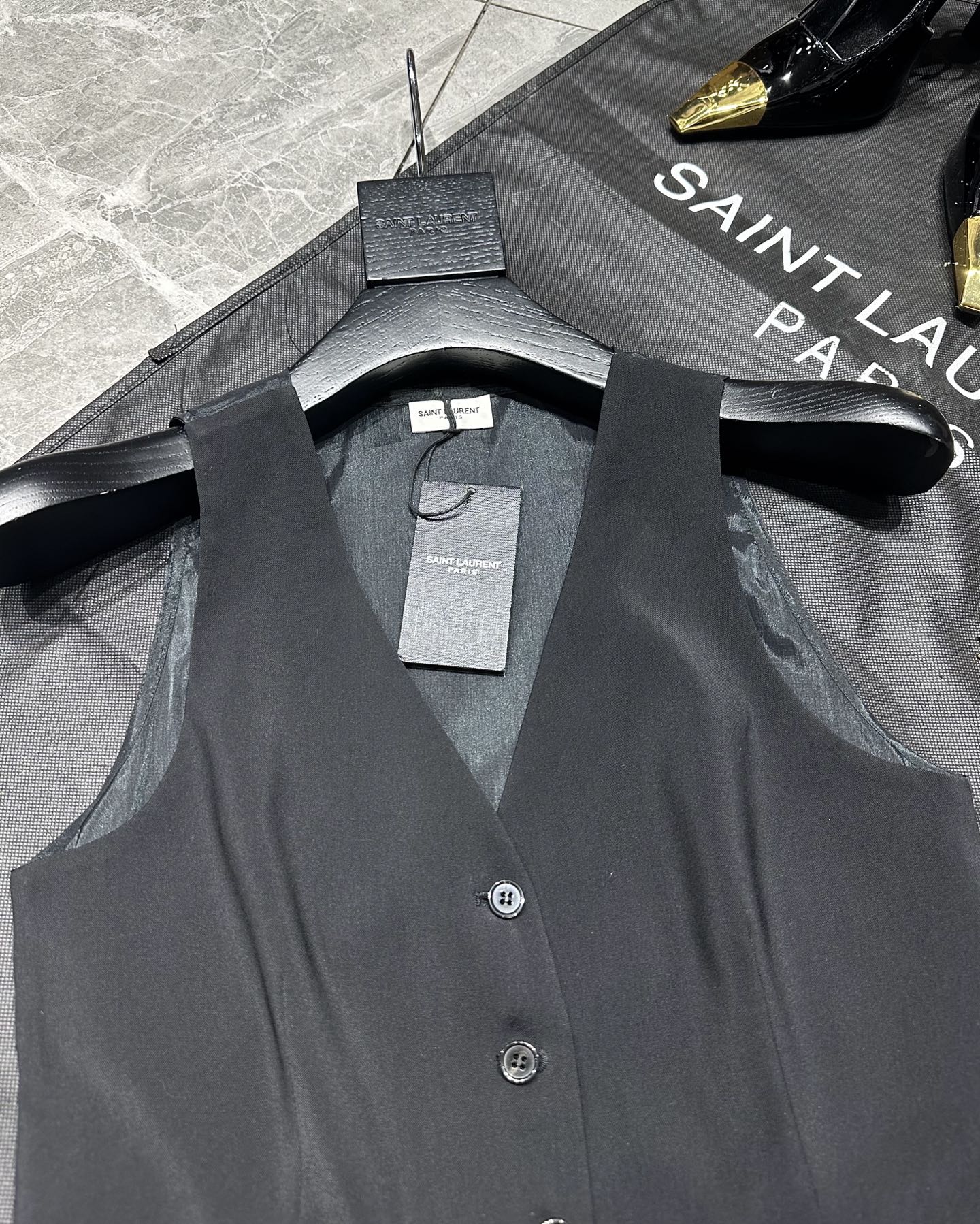 Stylish and Versatile Female Suit with Saint Laurent Package for Spring-Summer Fashion - 图片 3