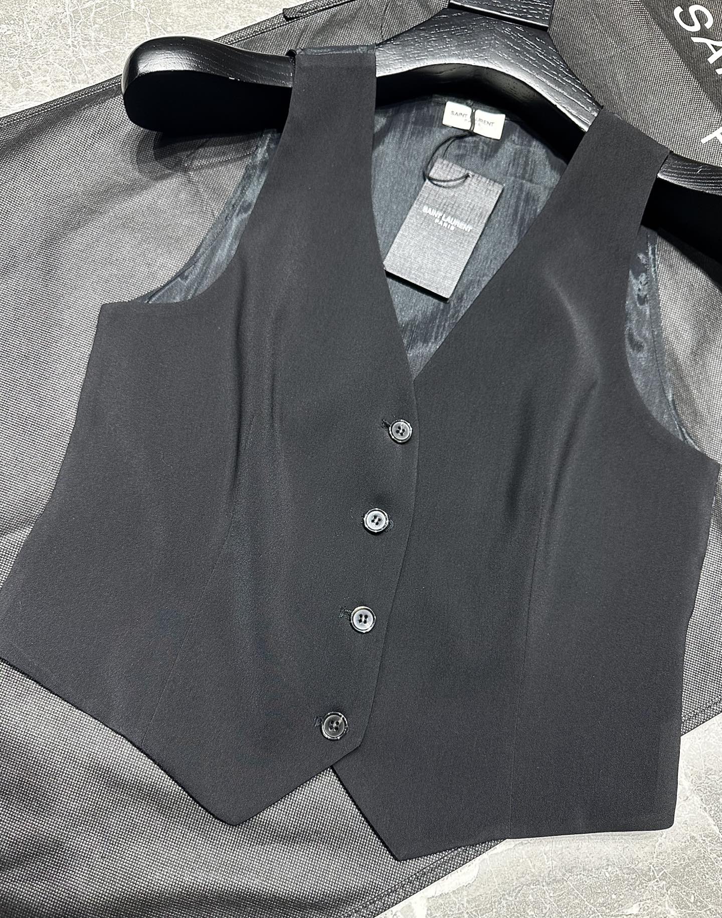 Stylish and Versatile Female Suit with Saint Laurent Package for Spring-Summer Fashion - 图片 5