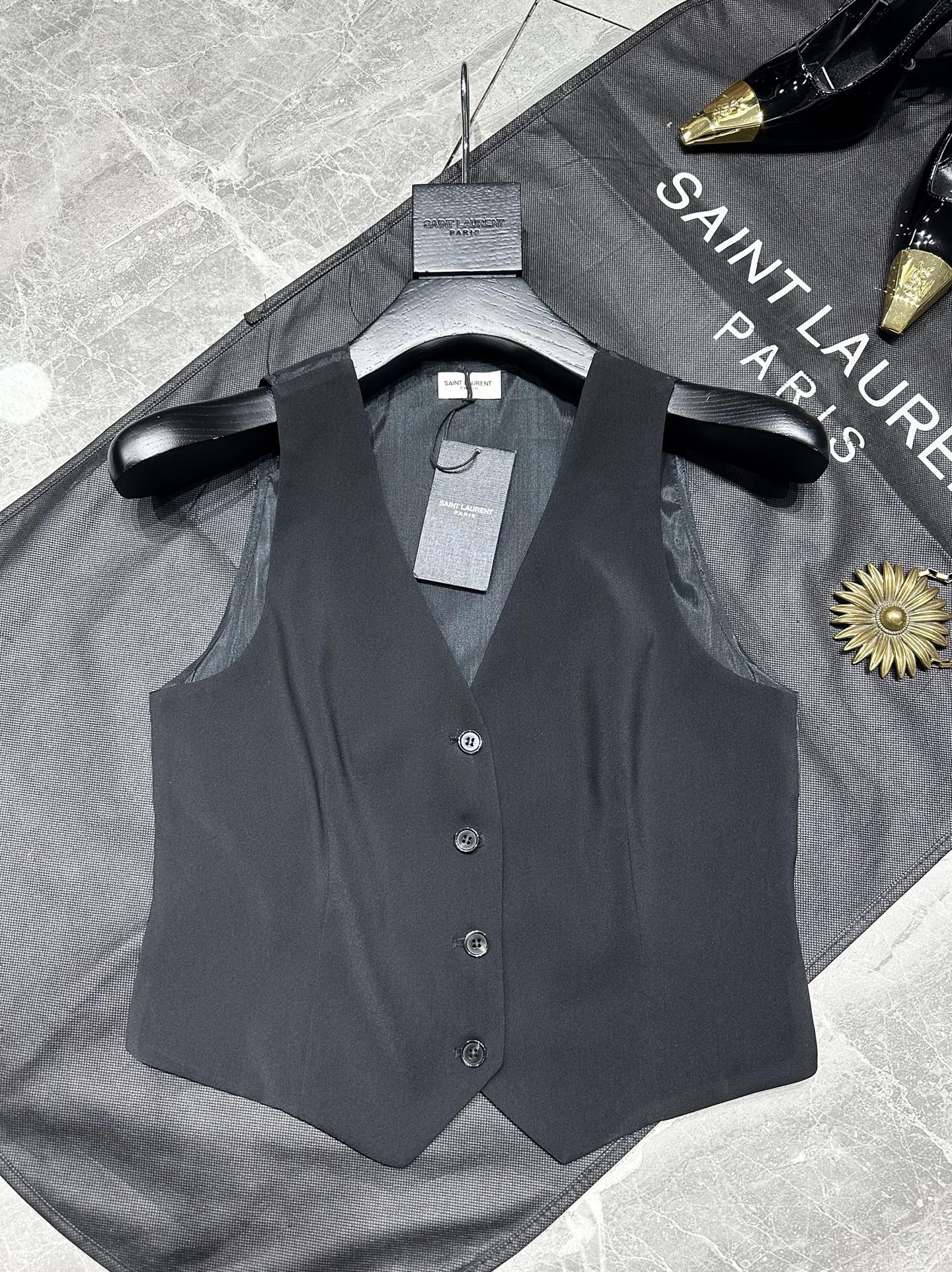 Stylish and Versatile Female Suit with Saint Laurent Package for Spring-Summer Fashion - 图片 1