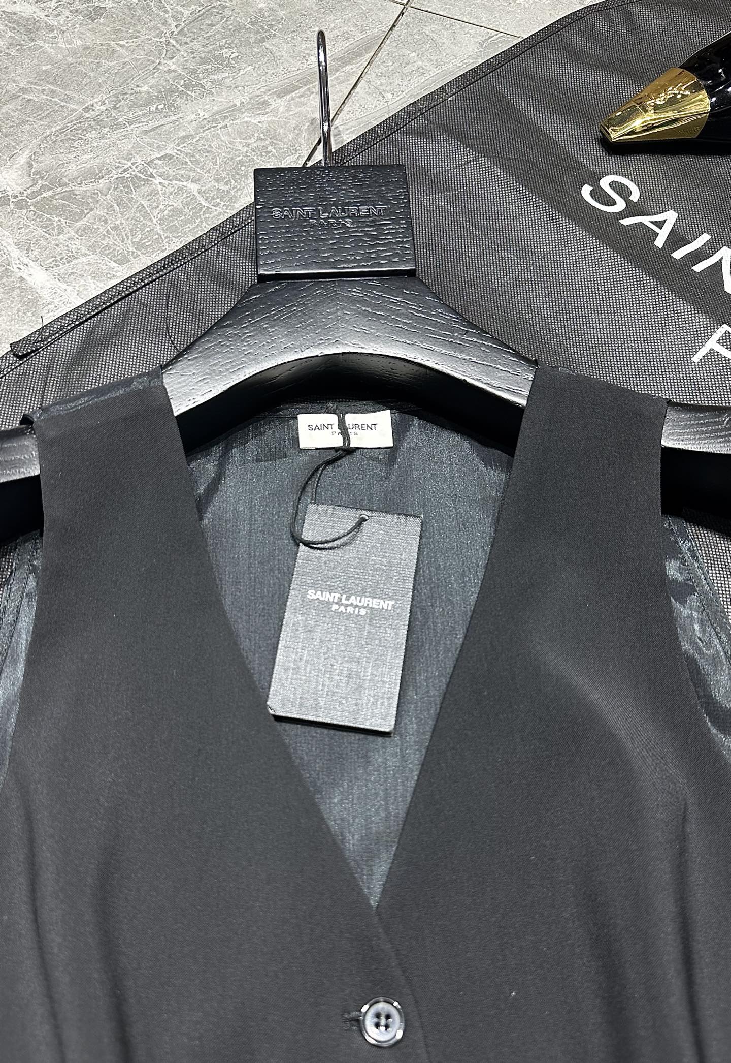 Stylish and Versatile Female Suit with Saint Laurent Package for Spring-Summer Fashion - 图片 4