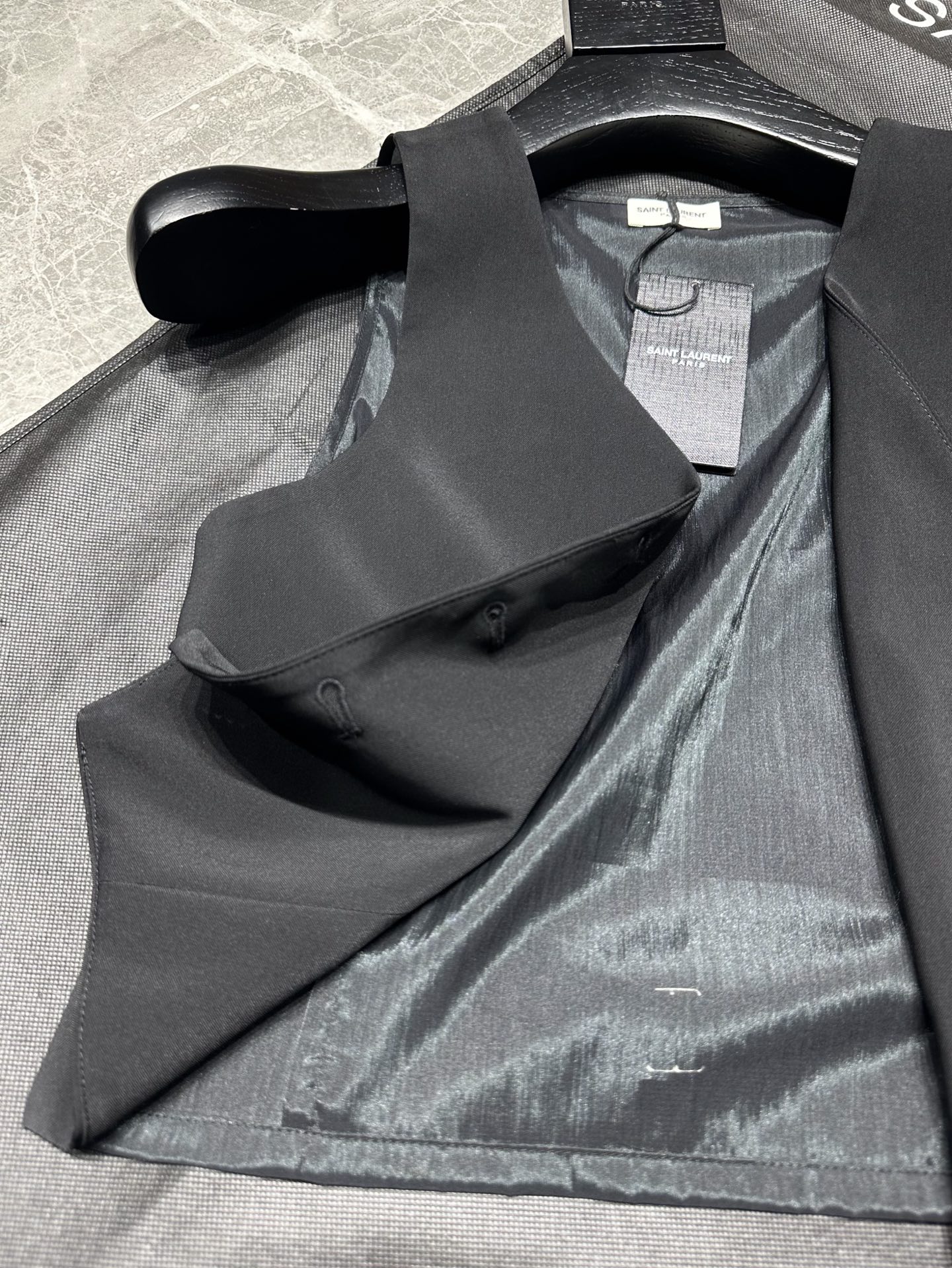 Stylish and Versatile Female Suit with Saint Laurent Package for Spring-Summer Fashion - 图片 7
