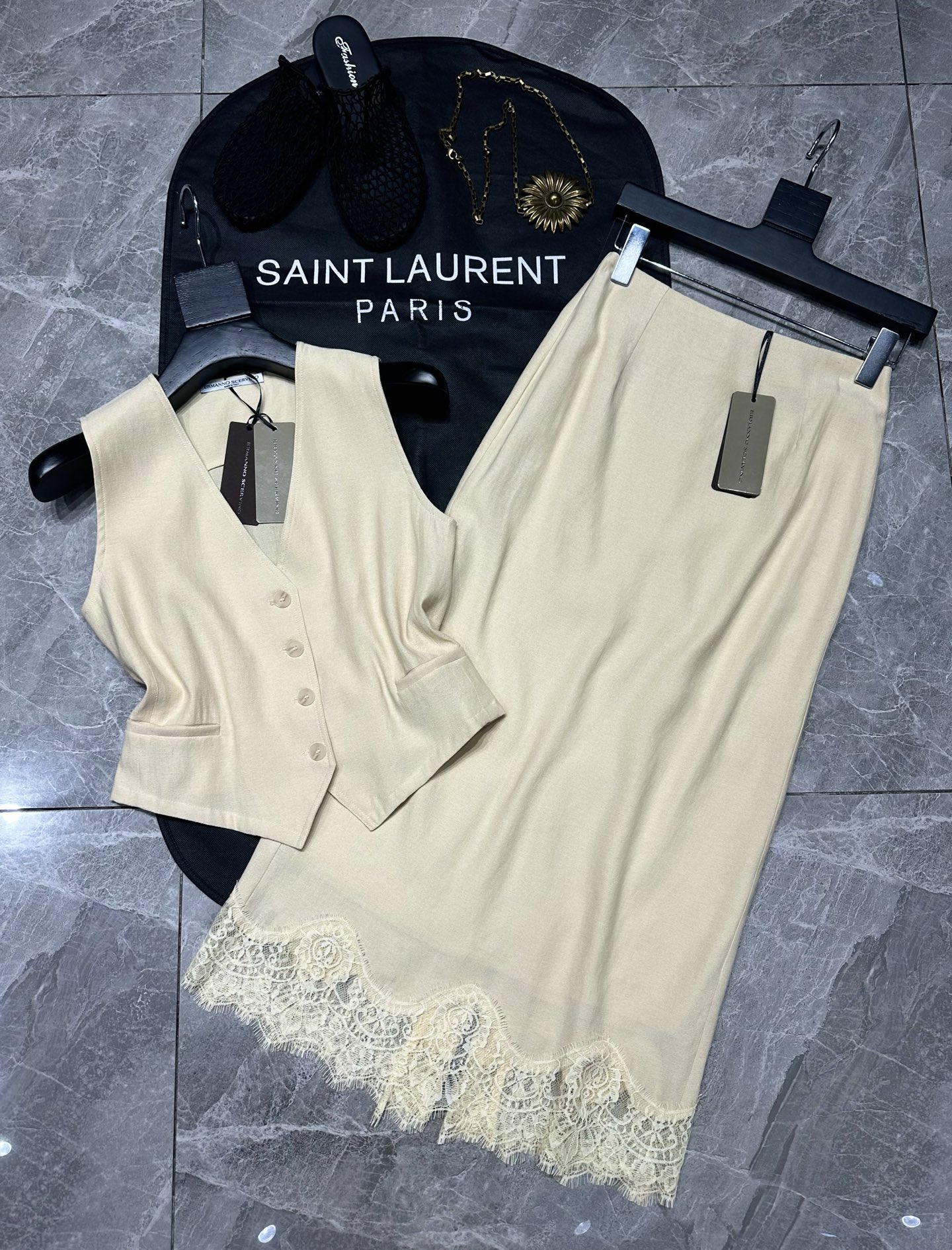 Ermanno Scervino’s Original Scenic Female Dress: Spring & Summer 25 New Series Highlights