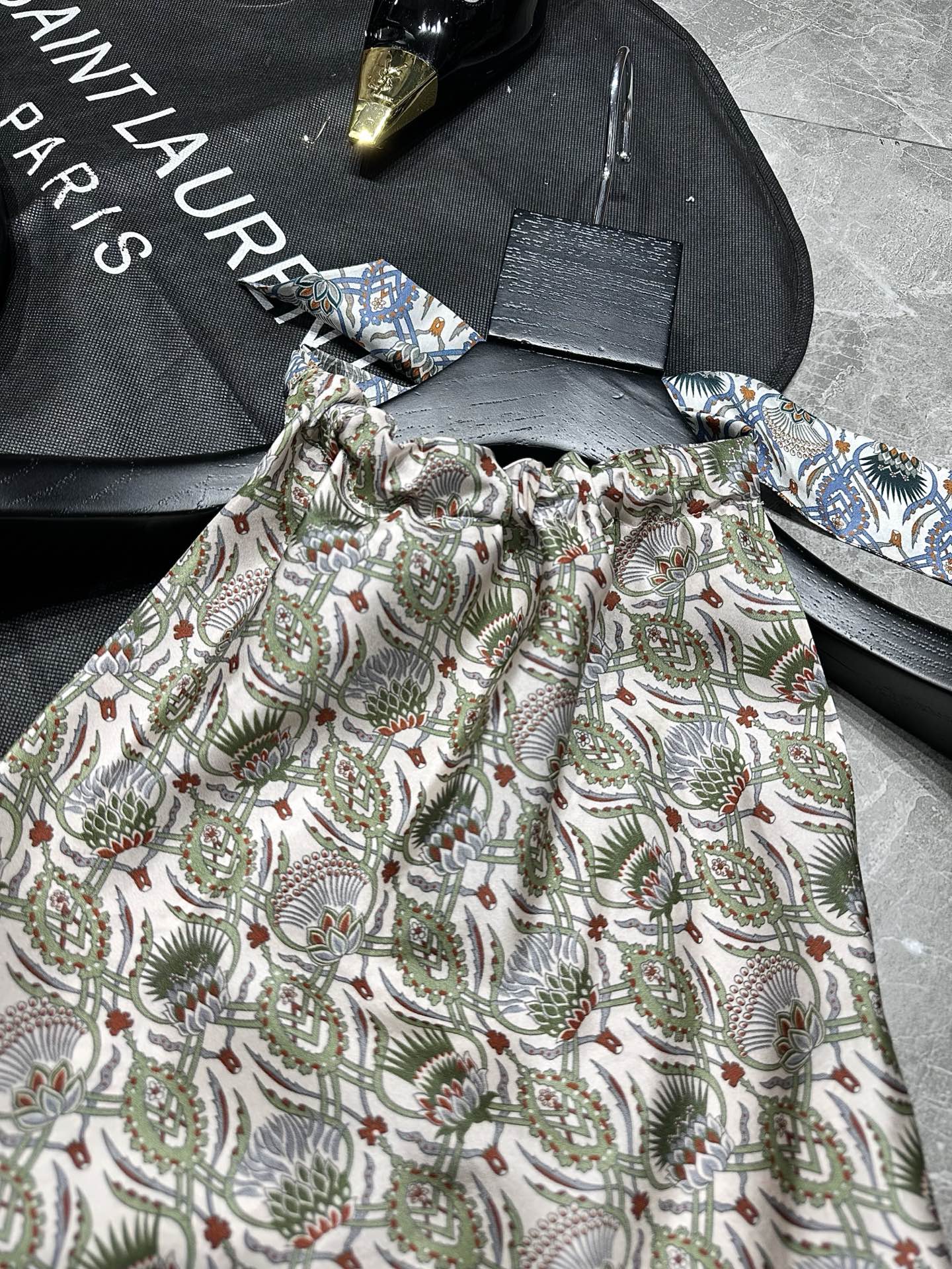 P828 Original Scene Female Dress Collection with Ermanno Scervino: 25 New Spring and Summer Styles - 图片 3