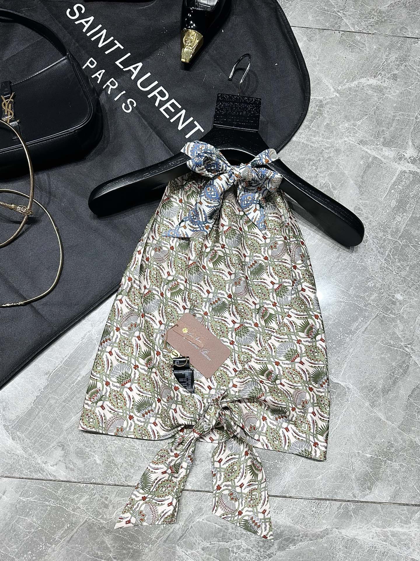 P828 Original Scene Female Dress Collection with Ermanno Scervino: 25 New Spring and Summer Styles - 图片 5