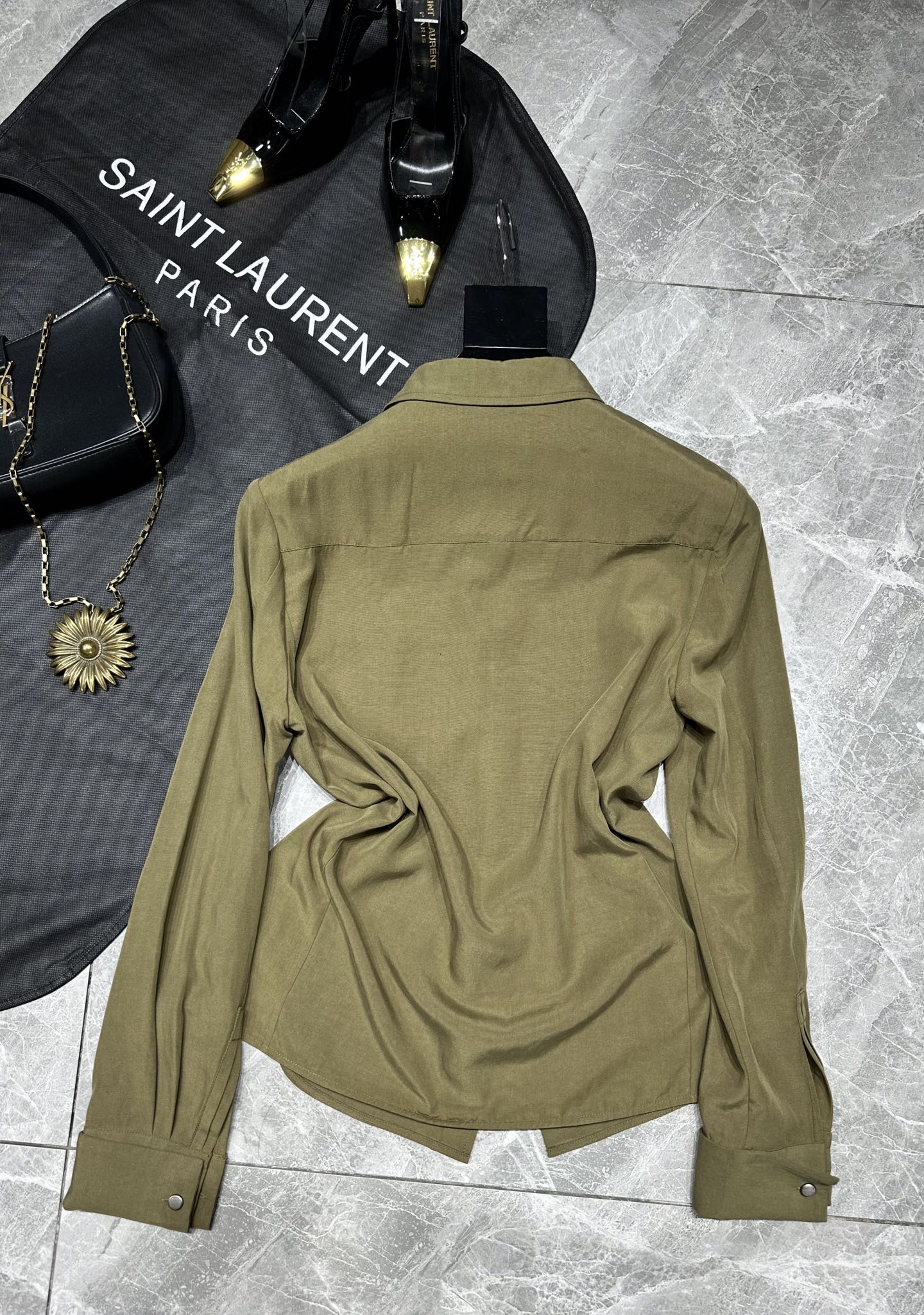 Saint Laurent One-Size-Fits-All Female Suit with Custom Embroidery and Air Ventilated Bag - 图片 9