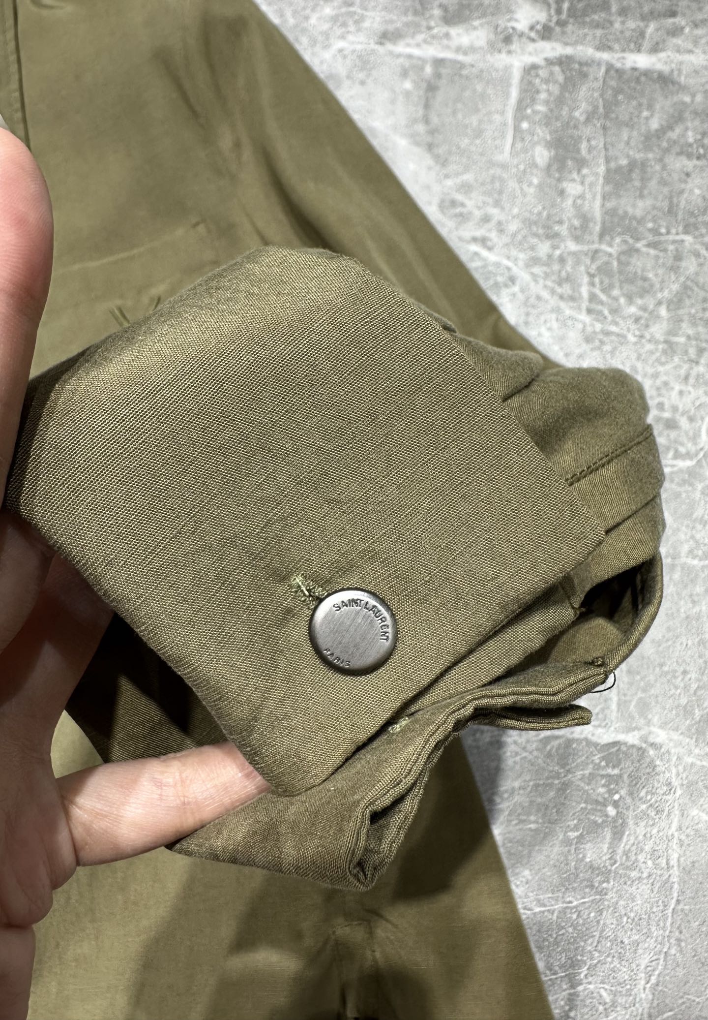 Saint Laurent One-Size-Fits-All Female Suit with Custom Embroidery and Air Ventilated Bag - 图片 7