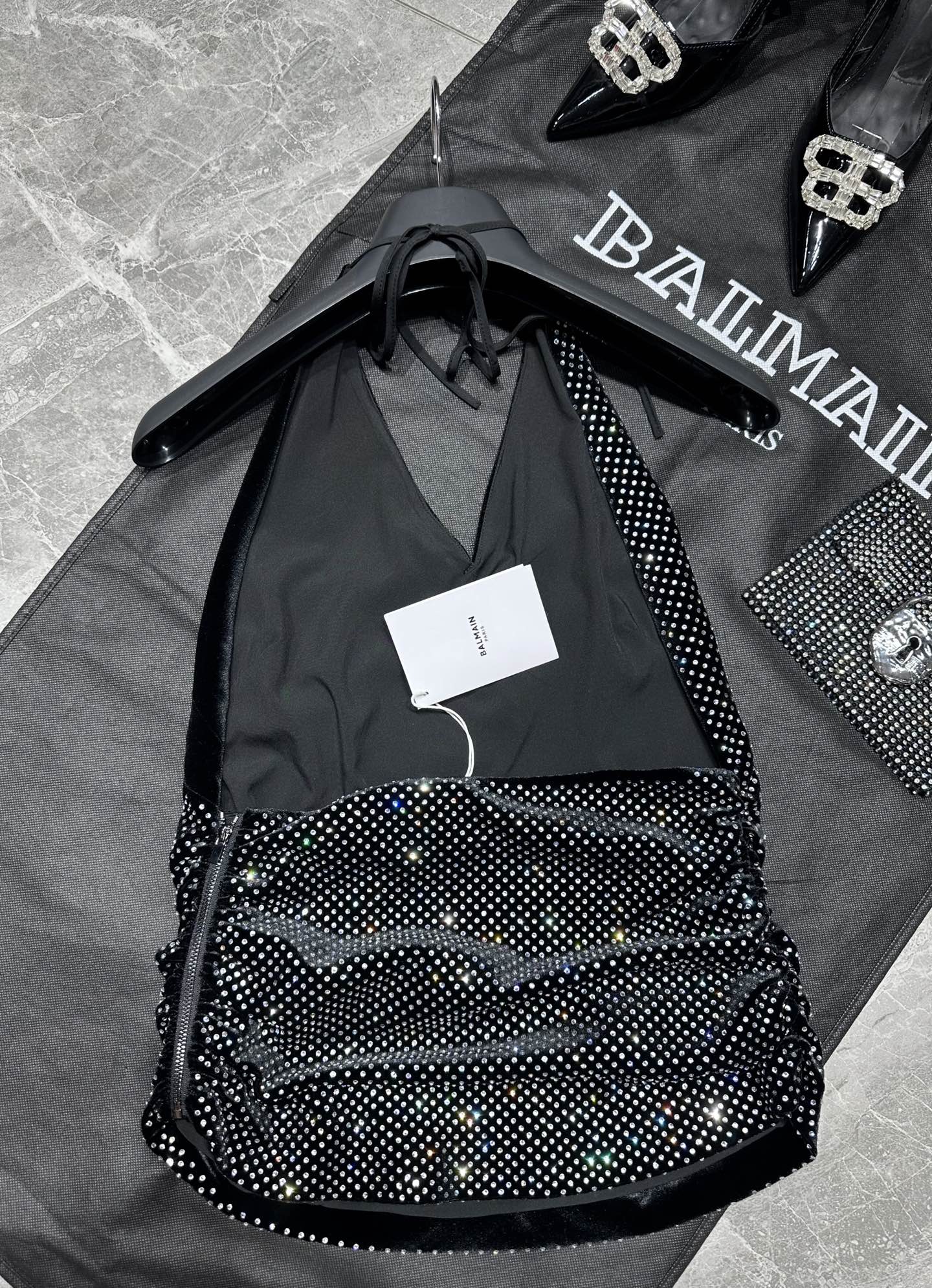 “Exclusive BALMAI 25 Fall and Winter Female Dress with Velvet Veste and Tweed Details” - 图片 8