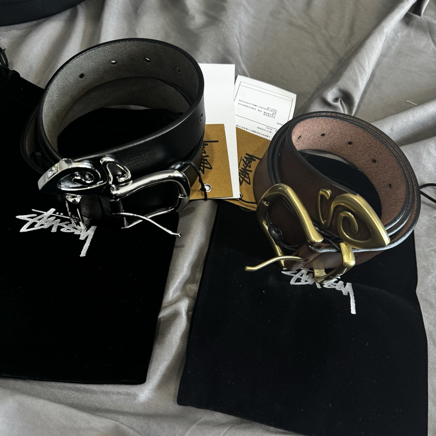 P170 STUSSY斯图西徽标装饰针扣皮带真皮腰带。 宽度3.2cm 适用腰围90cm-115cm