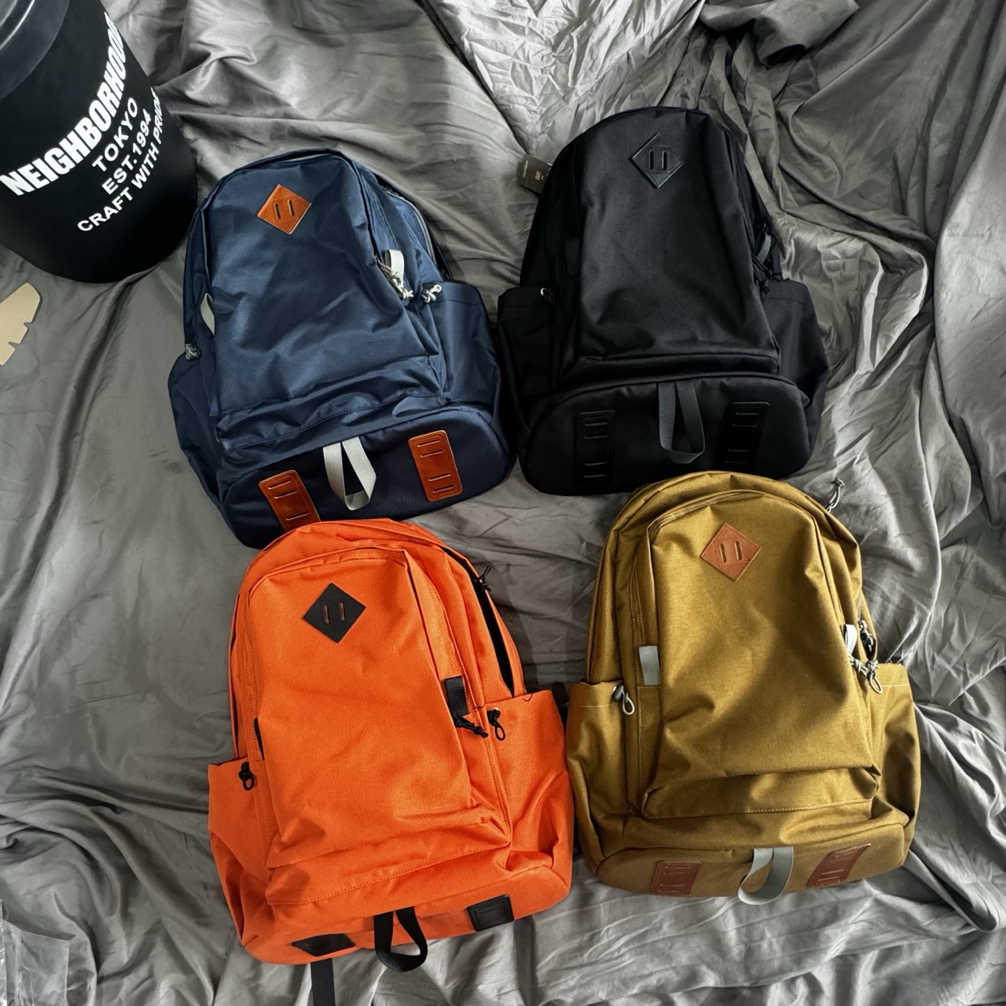 P210
BEAMS PLUS 日系尼龙机能防水
复古户外双肩背包 
四色
尺寸:41.0x53.0x17.5 cm