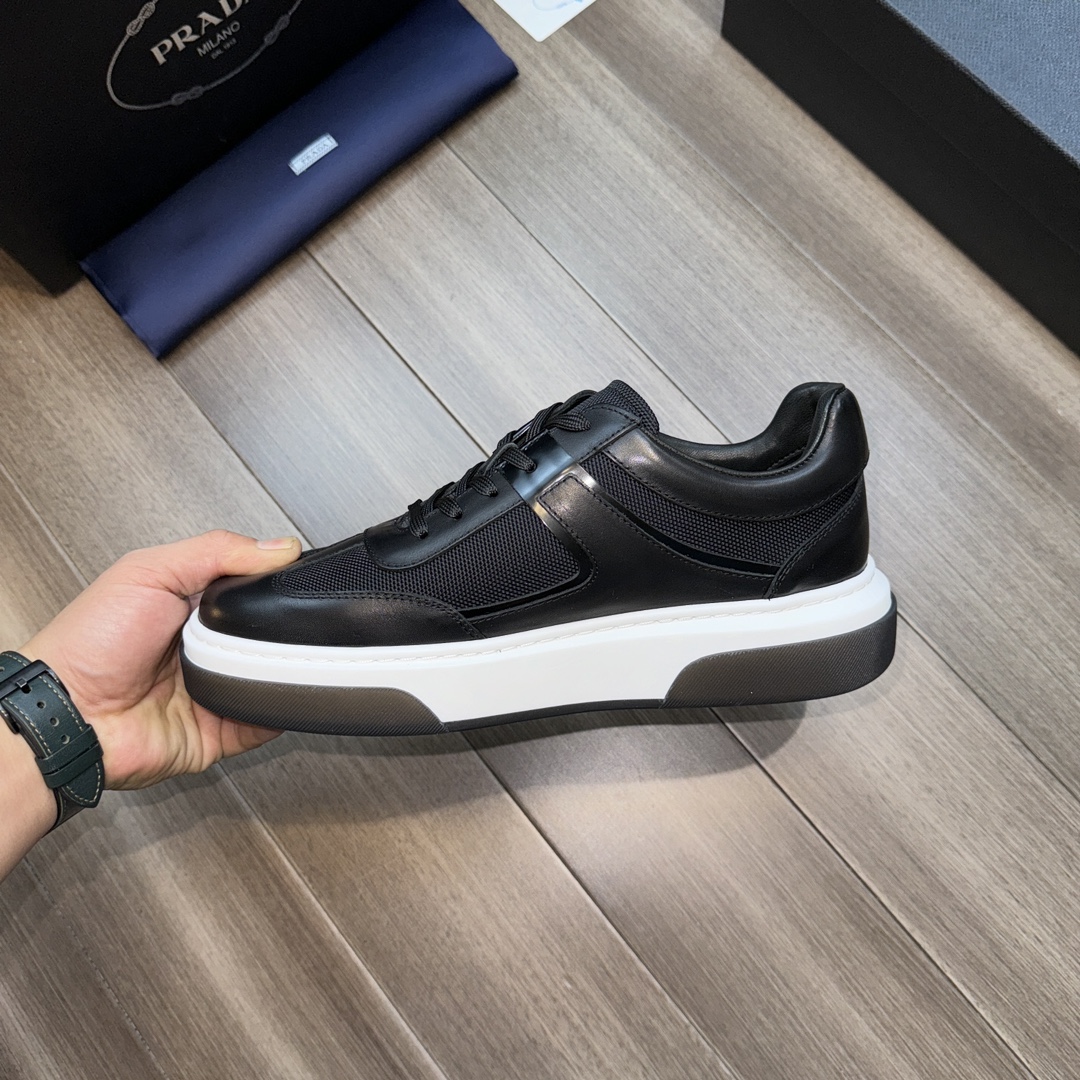 [PRADA] Prada P260-Calidad de gama alta Original única- Parte superior: piel de becerro Napa, tela d