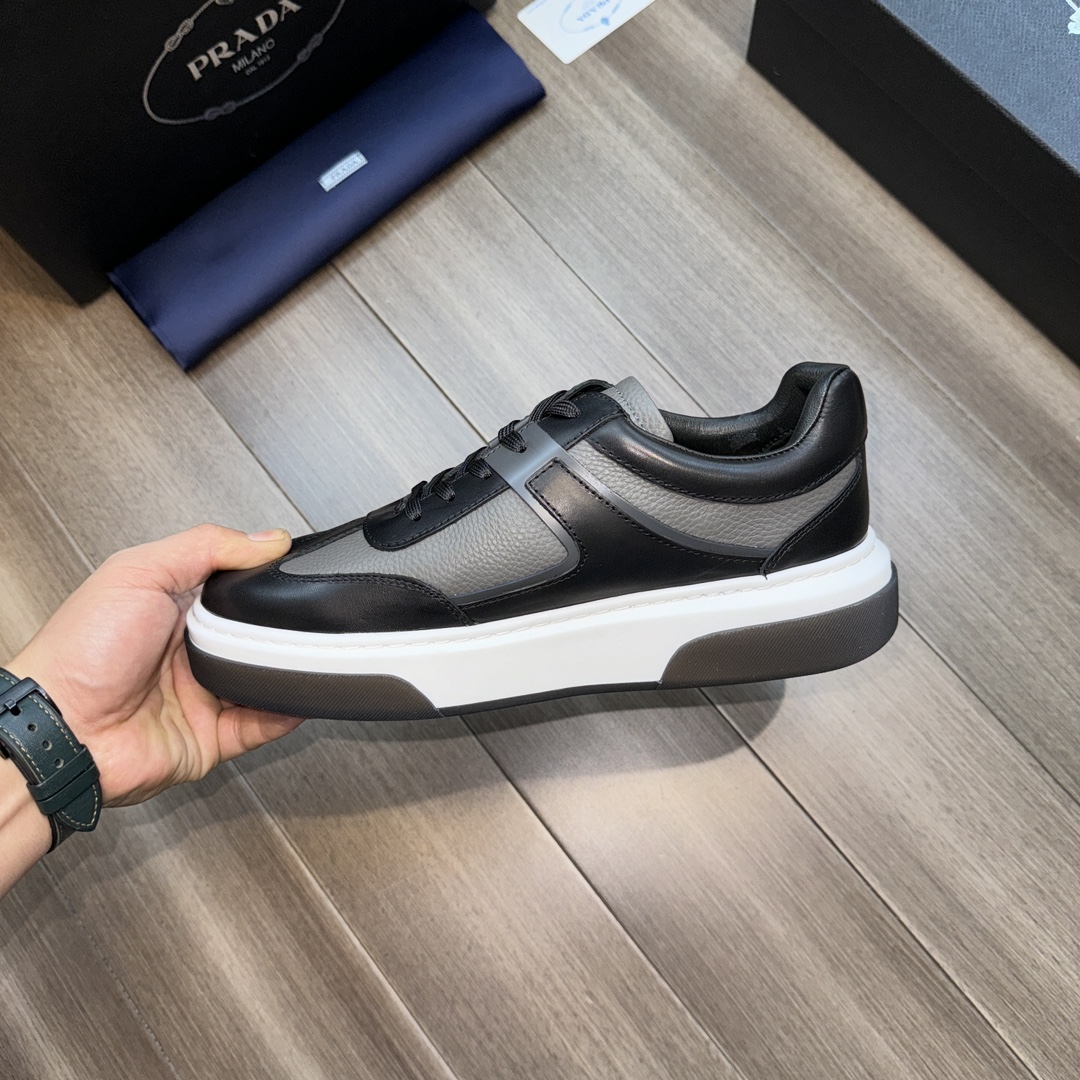 [PRADA] Prada P260 - Calidad de gama alta Original único - Parte superior: piel de becerro napa, pie
