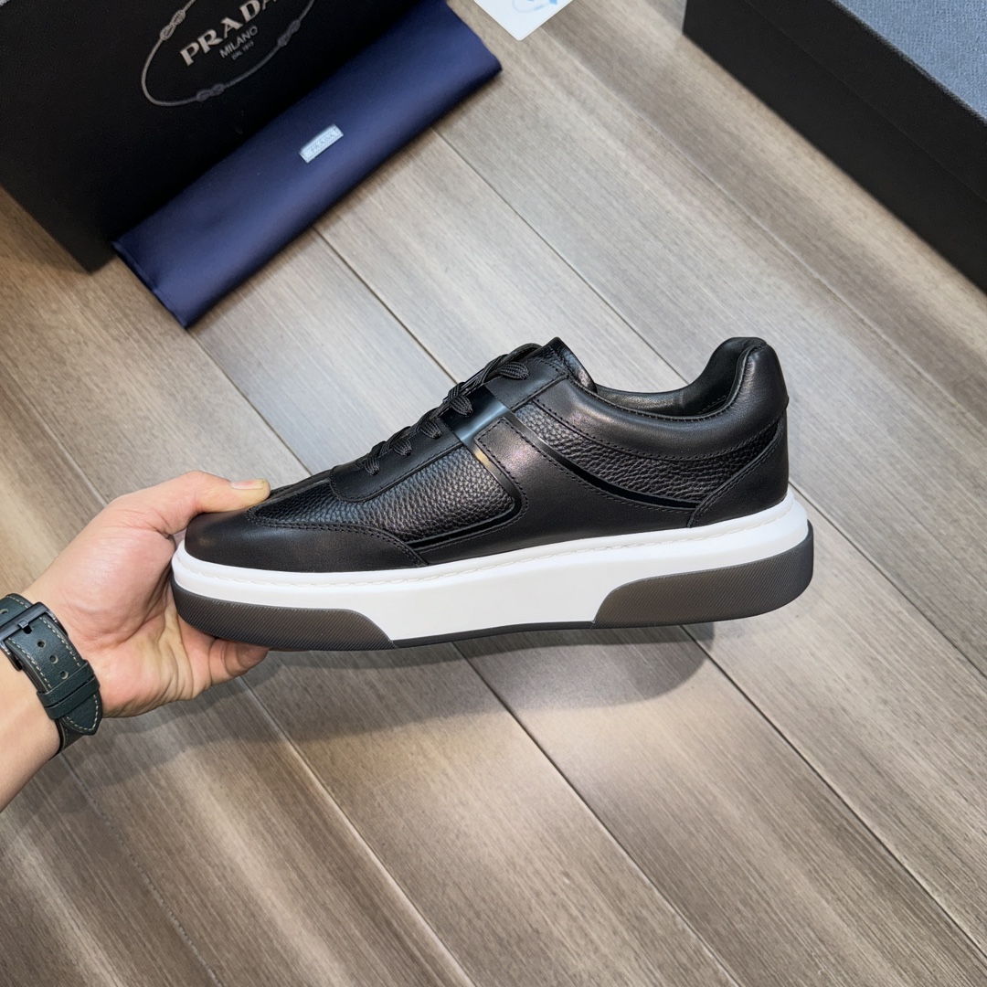 [PRADA] Prada P260 - Calidad de gama alta Original único - Parte superior: piel de becerro napa, pie