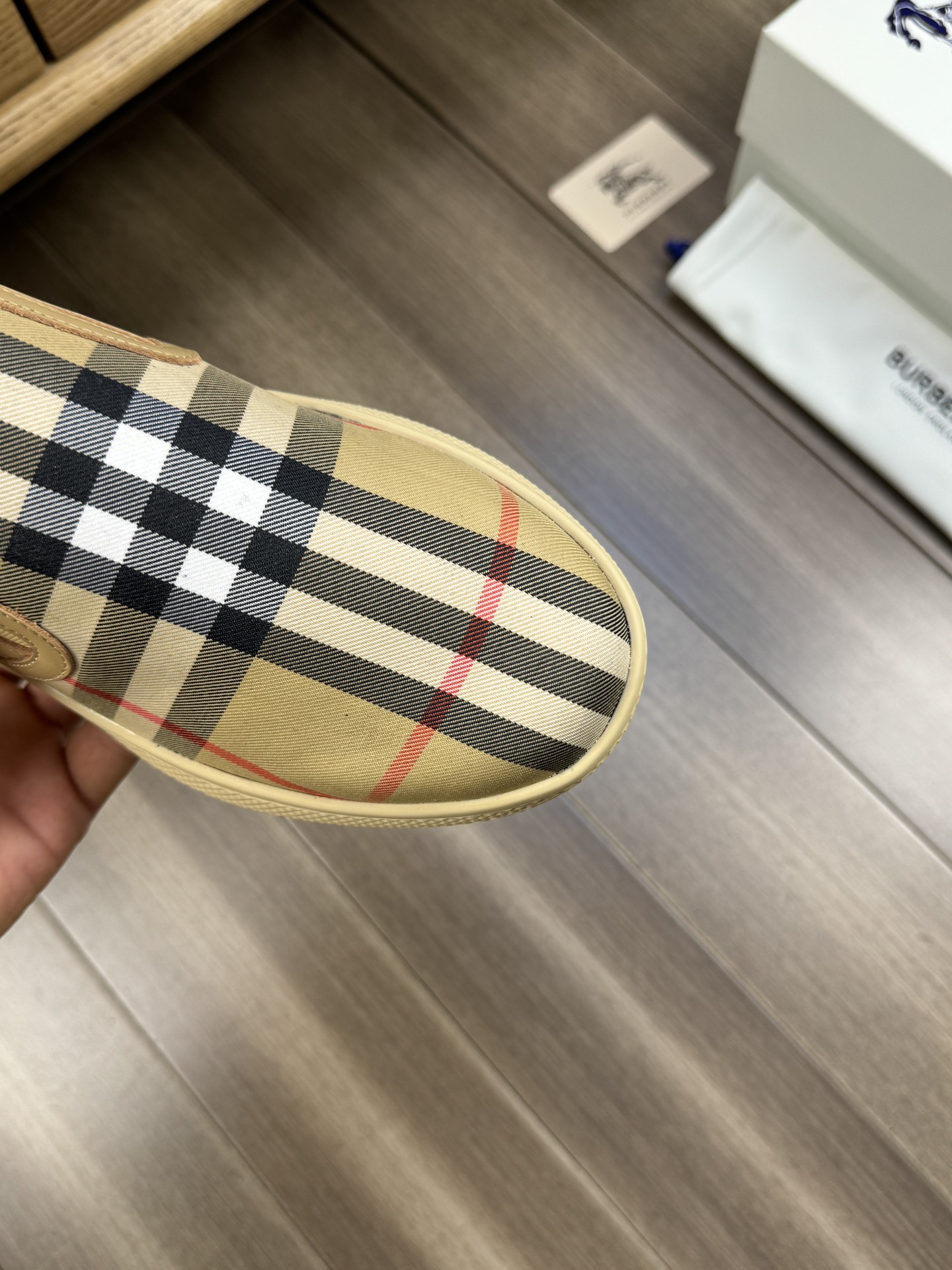 [BURBERRY] Burberry P290 - Calidad de gama alta Original único - Parte superior: tela de tótem de ma