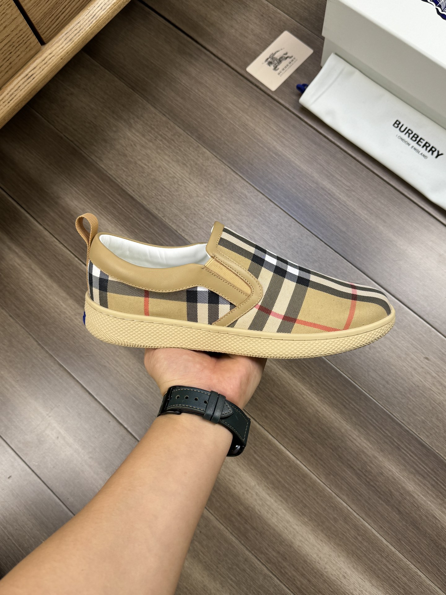 [BURBERRY] Burberry P290 - Calidad de gama alta Original único - Parte superior: tela de tótem de ma
