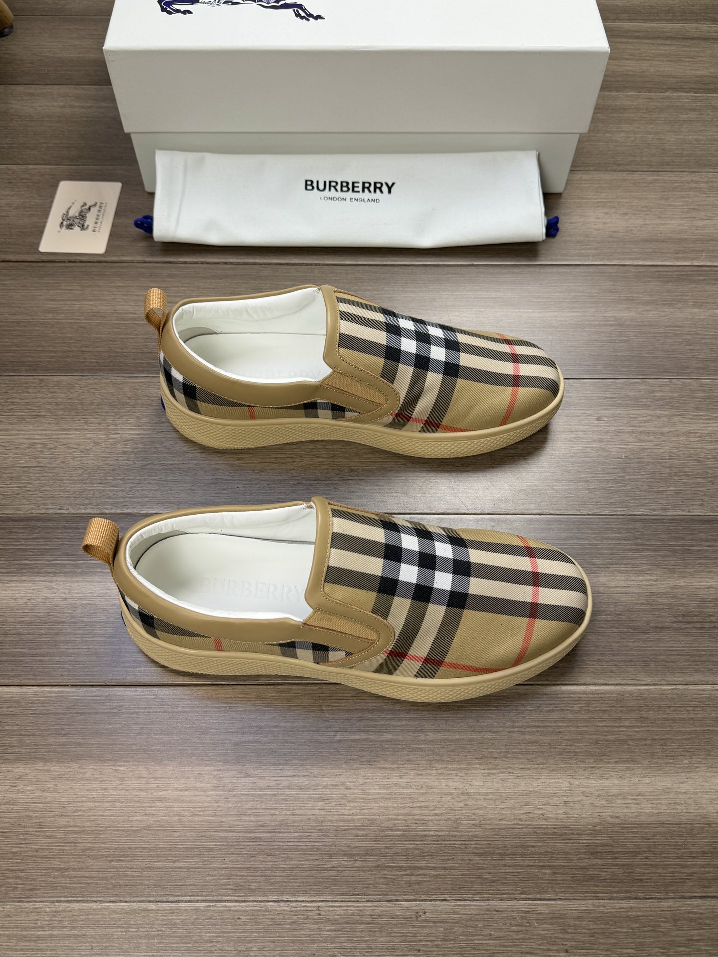 [BURBERRY] Burberry P290 - Calidad de gama alta Original único - Parte superior: tela de tótem de ma