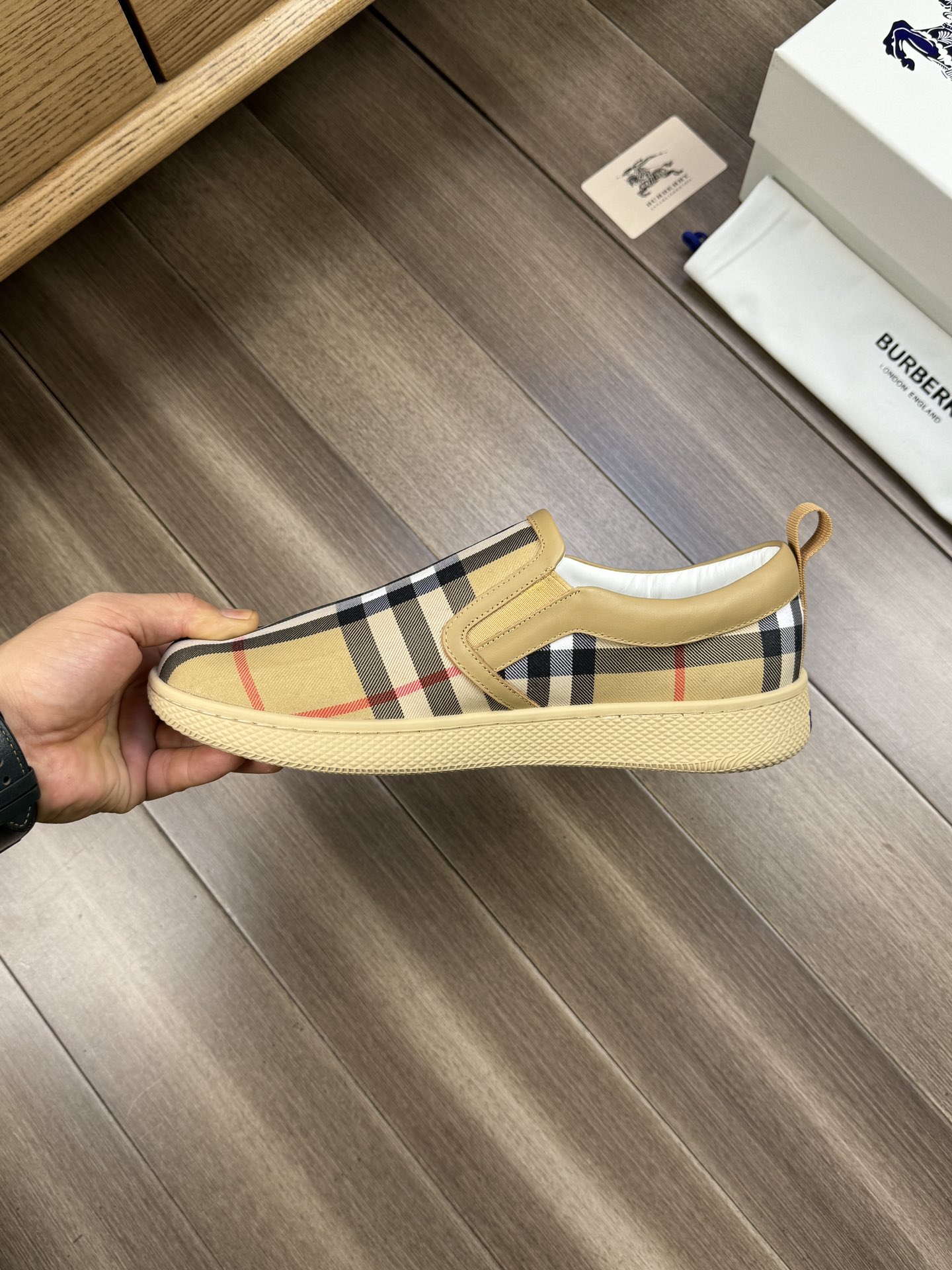 [BURBERRY] Burberry P290 - Calidad de gama alta Original único - Parte superior: tela de tótem de ma