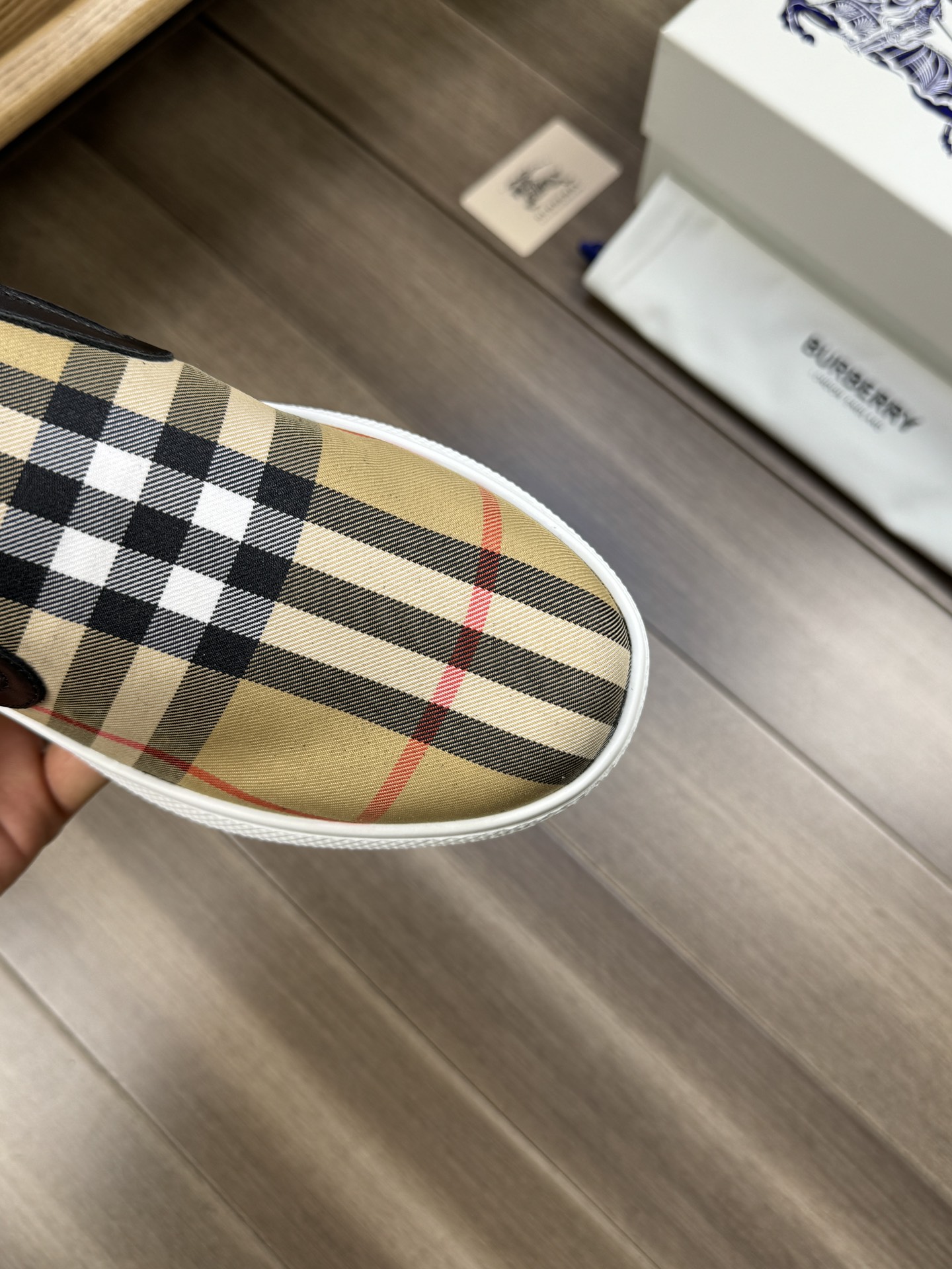 [BURBERRY] Burberry P290 - Calidad de gama alta Original único - Parte superior: tela de tótem de ma