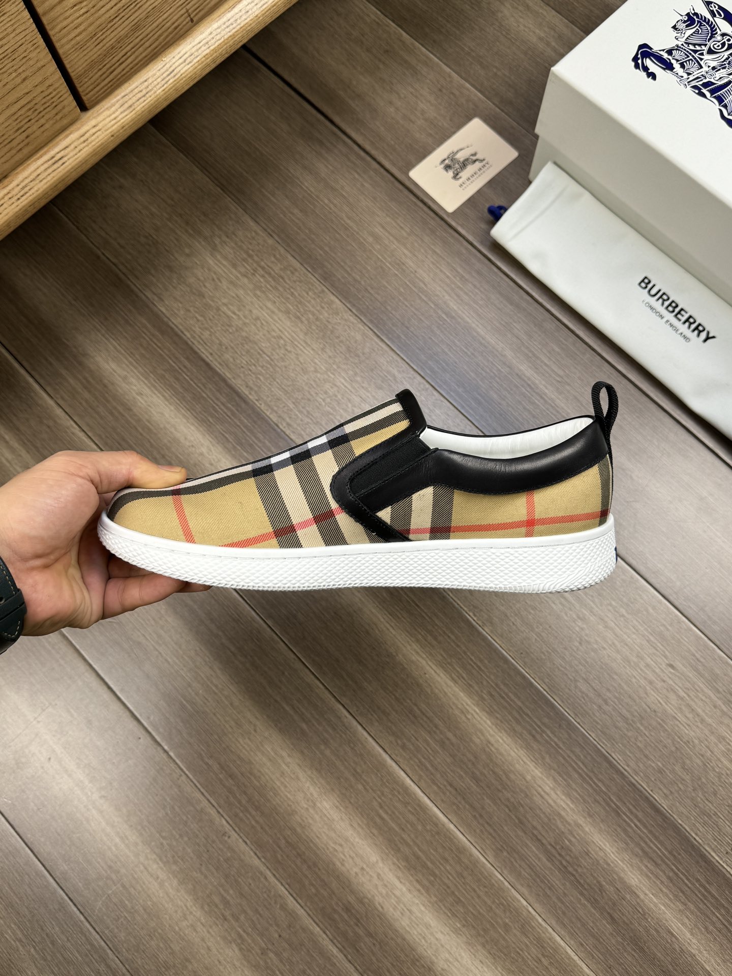 [BURBERRY] Burberry P290 - Calidad de gama alta Original único - Parte superior: tela de tótem de ma