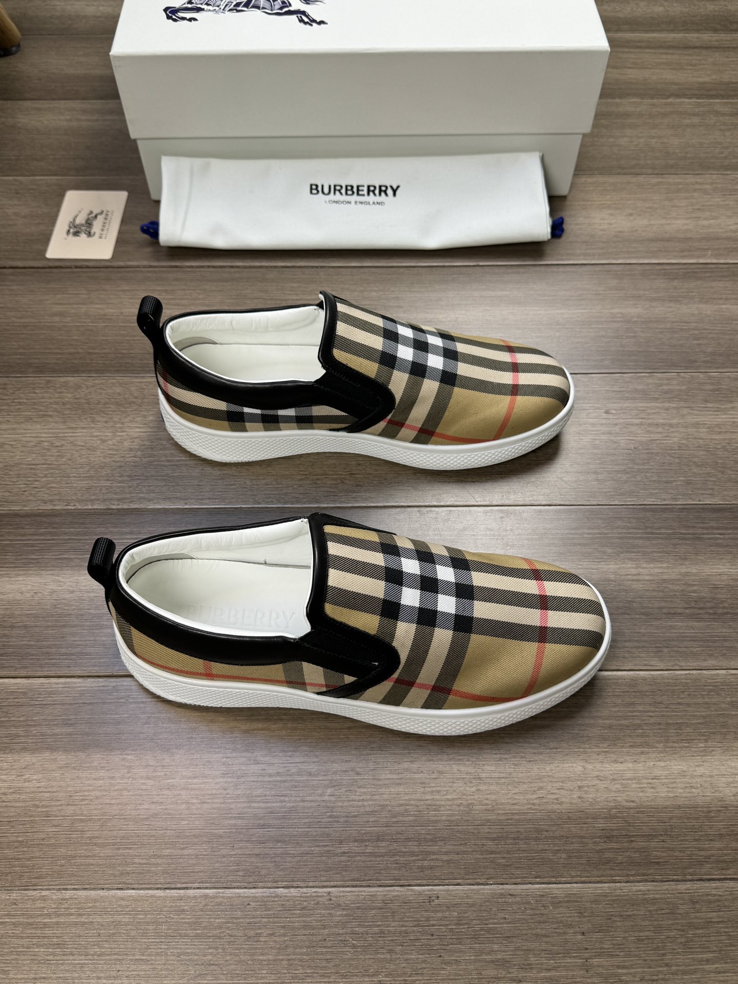 [BURBERRY] Burberry P290 - Calidad de gama alta Original único - Parte superior: tela de tótem de ma