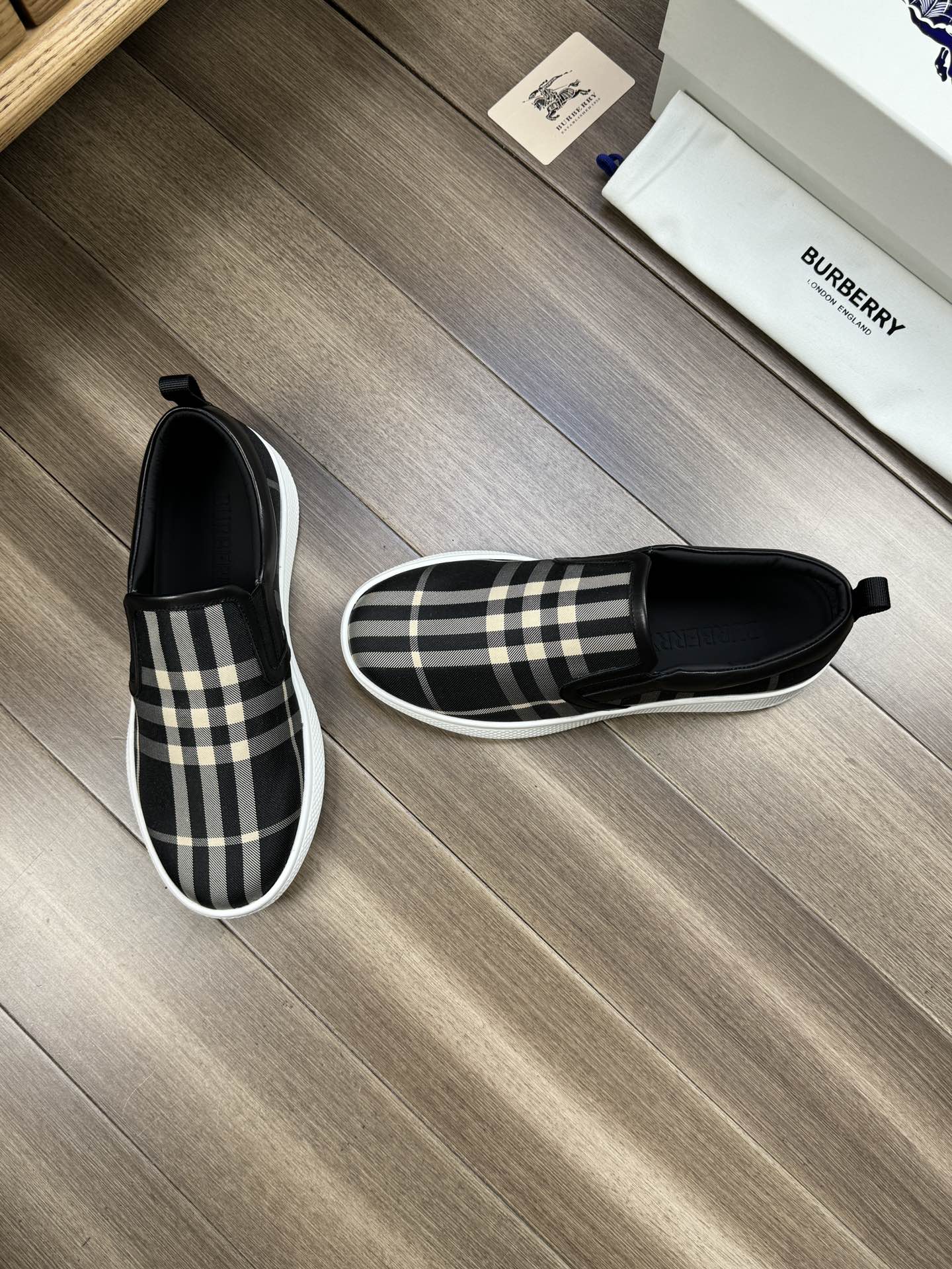 [BURBERRY] Burberry P290 - Calidad de gama alta Original único - Parte superior: tela de tótem de ma