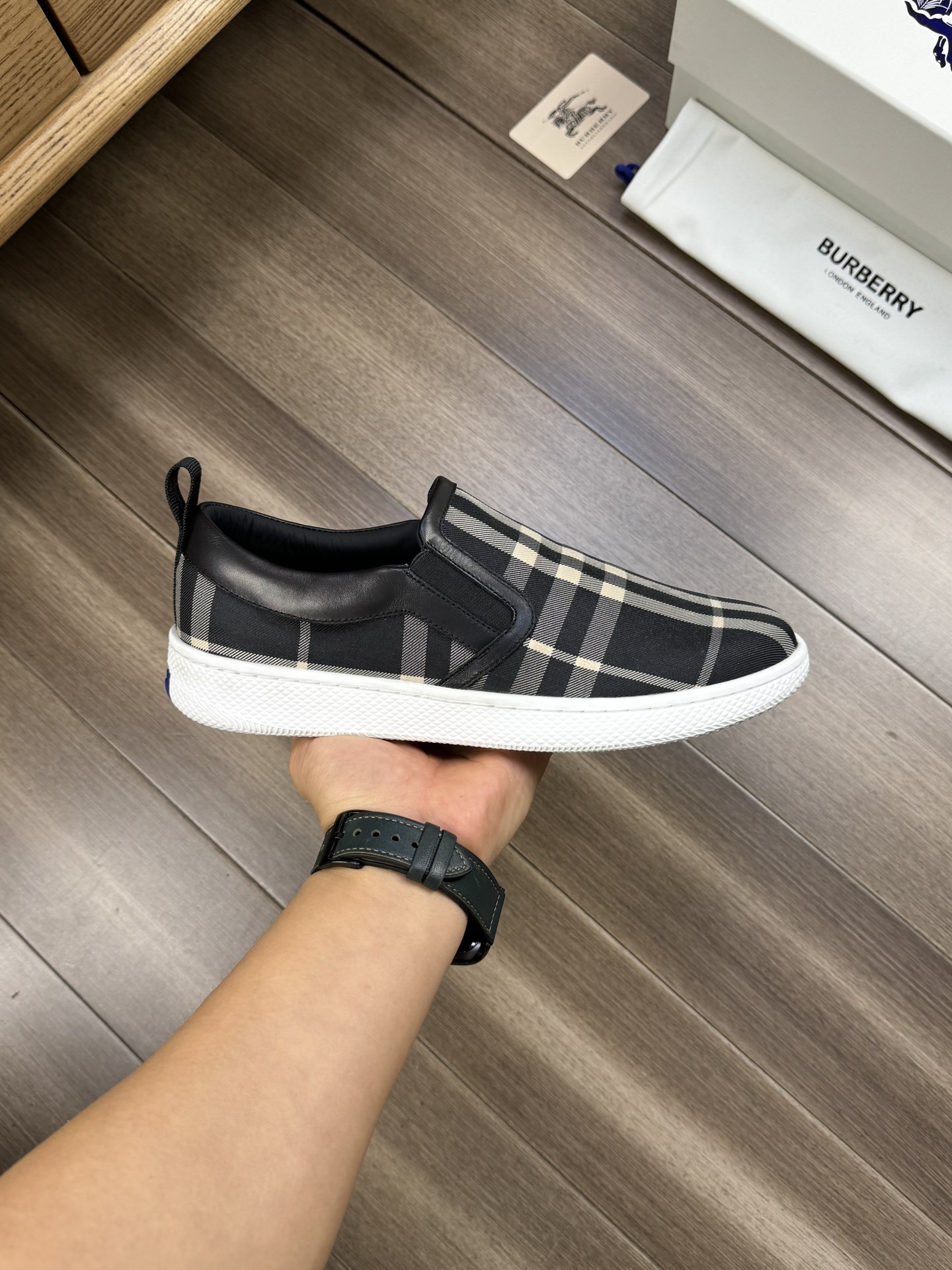[BURBERRY] Burberry P290 - Calidad de gama alta Original único - Parte superior: tela de tótem de ma