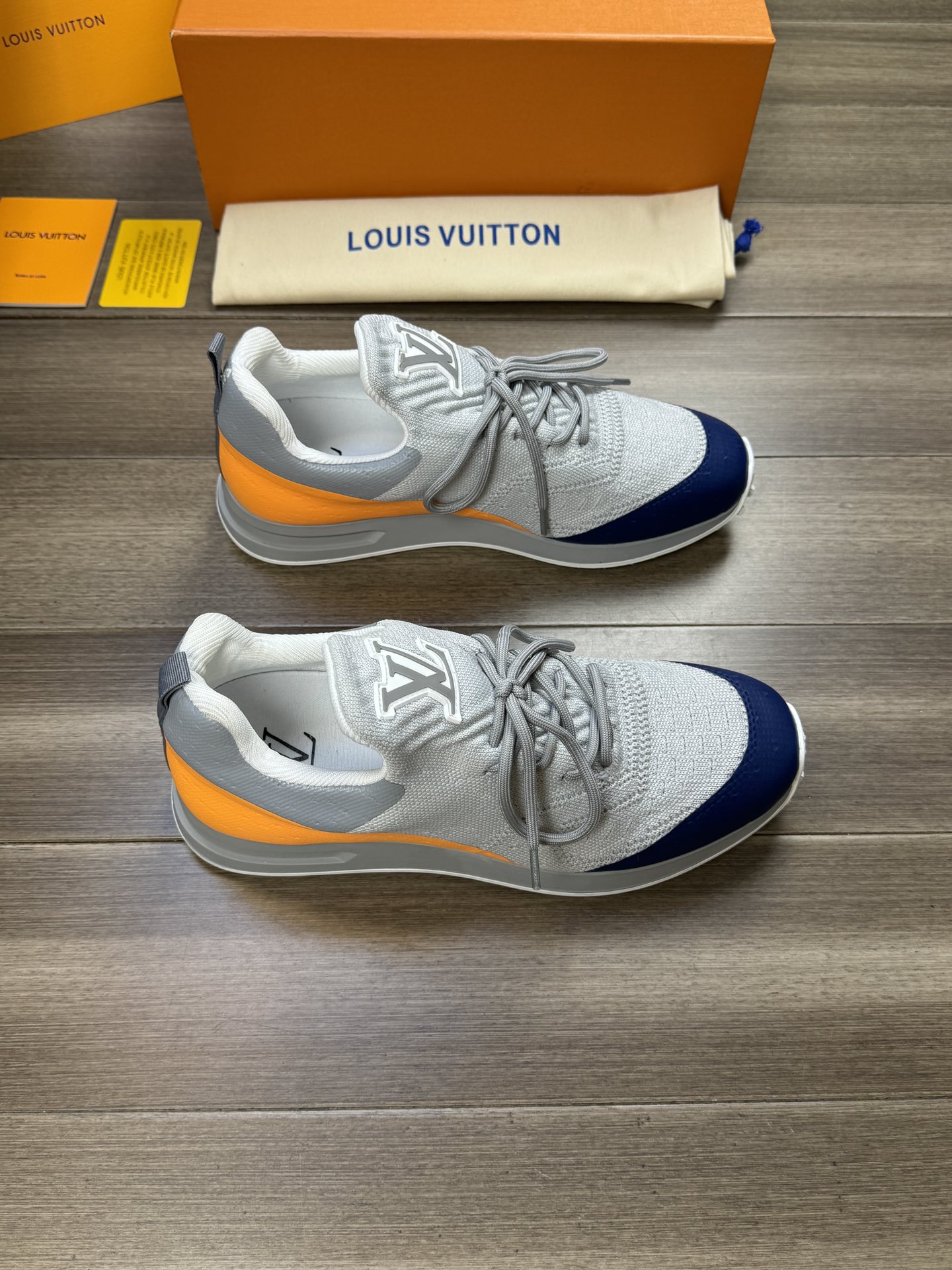 [Louis Vuitton] Louis Vuitton P360 - Calidad de gama alta Original único - Superior: marca importada