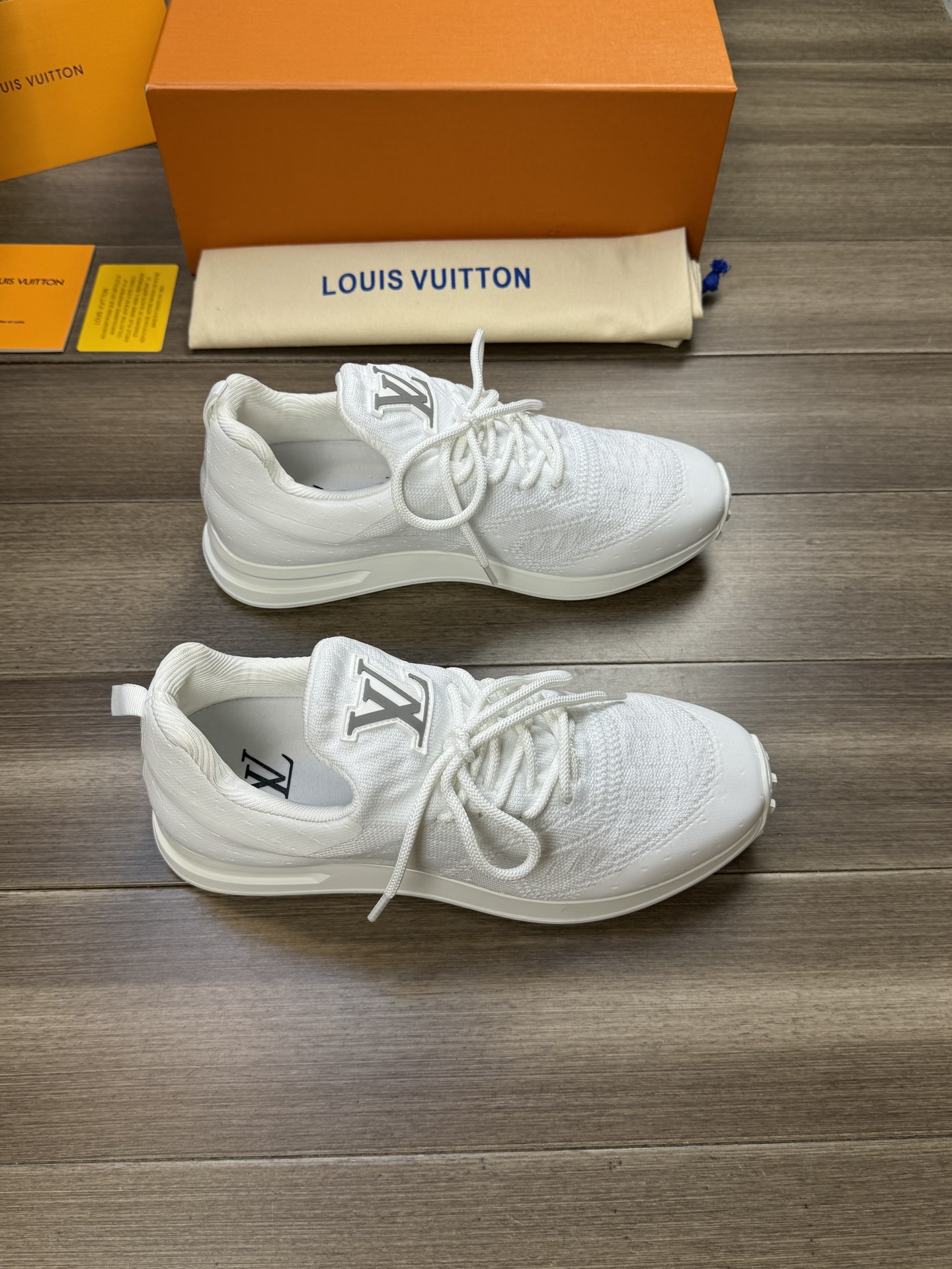 [Louis Vuitton] Louis Vuitton P360 - Calidad de gama alta Original único - Superior: marca importada