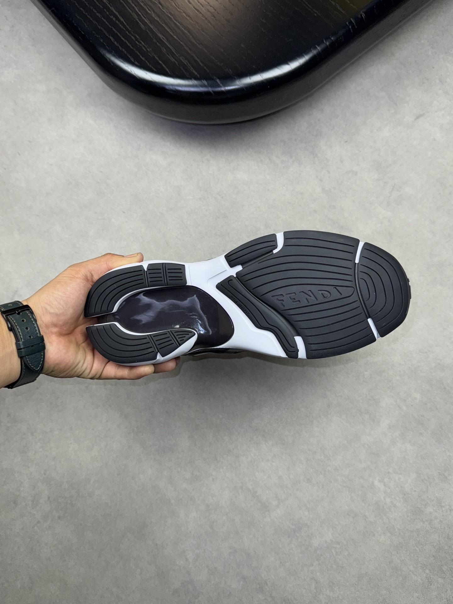 [VALENCIÓN] Valentino P380-Calidad de gama alta Original solo zapatillas de deporte casuales - Parte