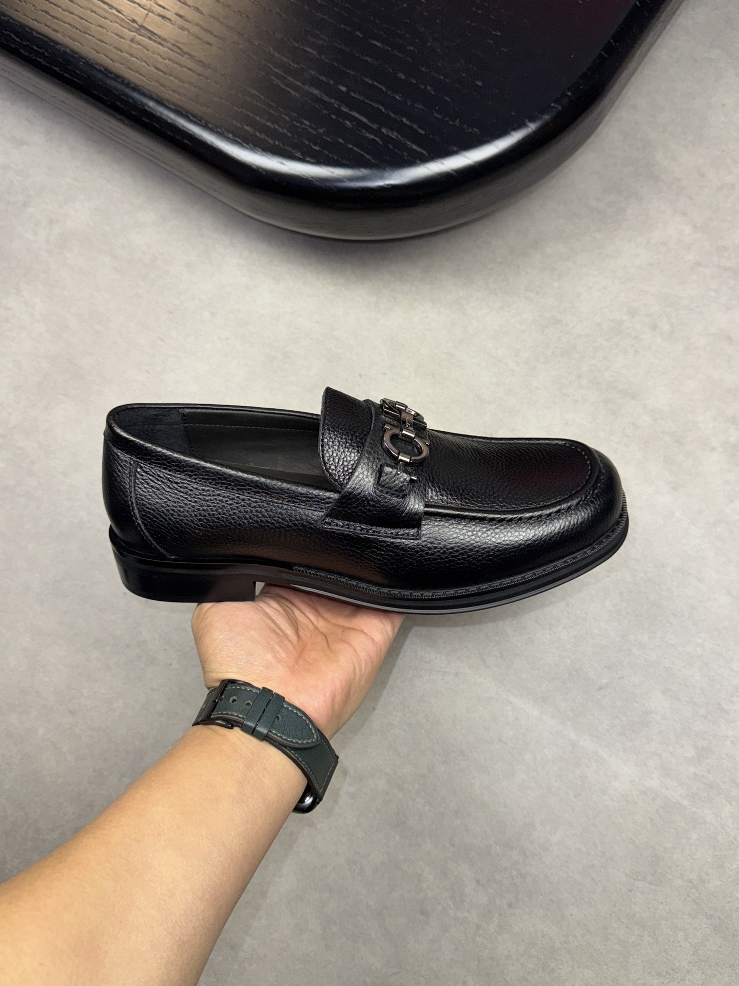 Ferragamo shoe — photo 4