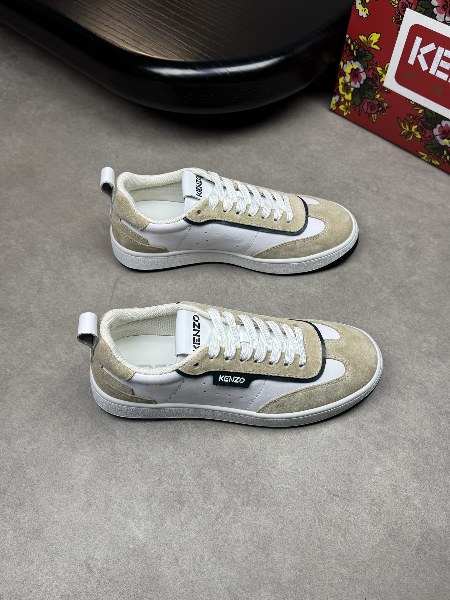 NO:272482,【KENZO】Kenzo - High-end quality Original single - Upper environmentally friendly calfskin, reverse velvet calfskin, shoe body silk screen brand logo totem - Inner canvas cloth - Outsole ultra-light TPR·Rubber·Modeled sole - Ultra-high quality control·fine workmanship highlighted (high-end·Noble·Level) -Size 39-44 (38,45, custom made)·0186,,cowhide19860909【KENZO】肯佐语 -高端品质 原单 -鞋面环保小牛皮、反绒小牛皮、鞋身丝印品牌logo图腾 -内里帆布布匹 -大底超轻TPR·橡胶·成型大底 -超高品控·做工精细凸显(高端·贵气·档次) -Size 39-44（38,45,可订做)·0186,,cowhide,Men's shoes