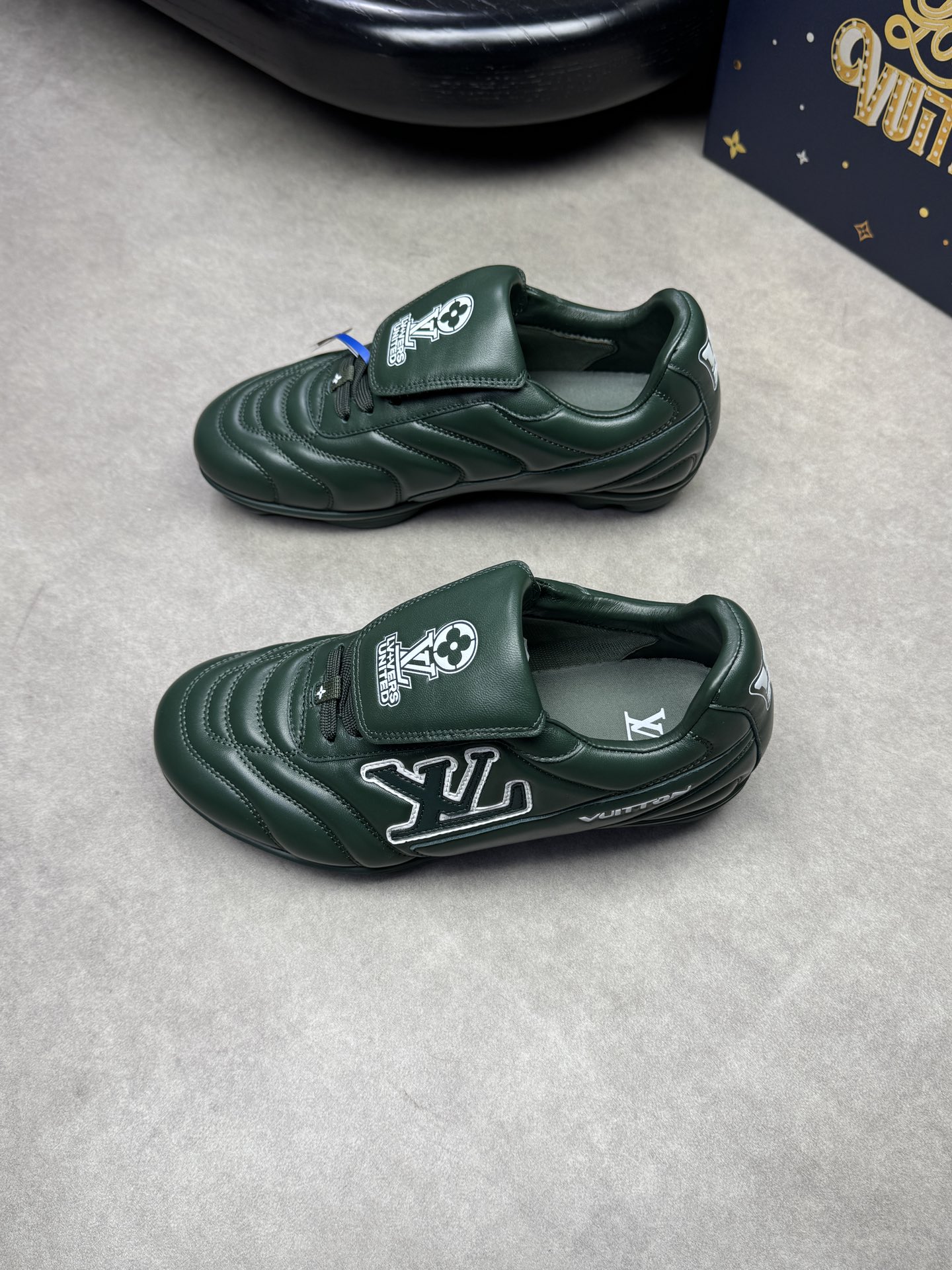 Louis Vuitton Leather Sneakers - Fashionable, Comfortable, and High-Quality 4 i1741890936 9103 2