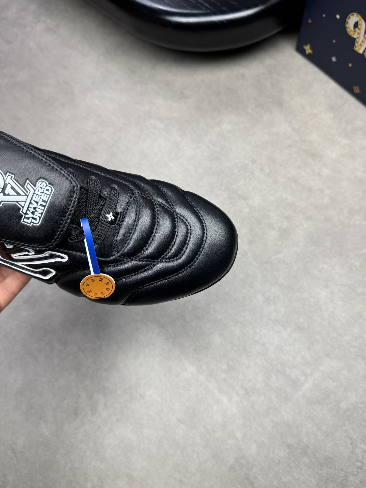 Louis Vuitton Leather Sneakers,Embroidered Logo,L0479,High Quality,Couple Shoes 7 i1741890992 1422 5