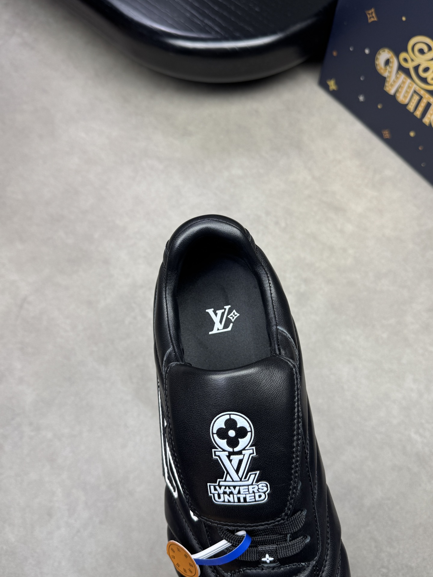 Louis Vuitton Leather Sneakers,Embroidered Logo,L0479,High Quality,Couple Shoes 8 i1741890992 1594 6